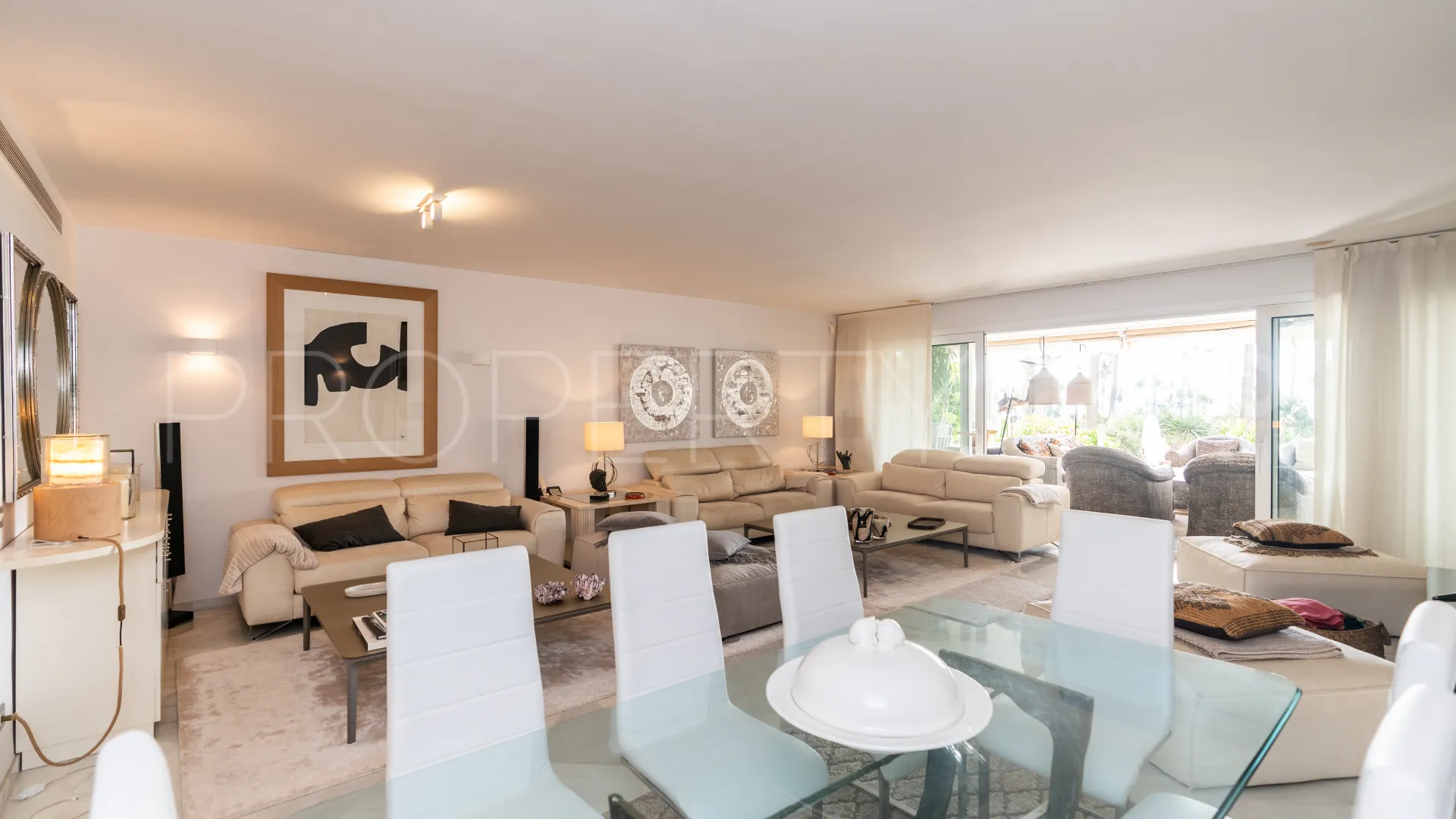 Apartamento planta baja en venta en Los Granados