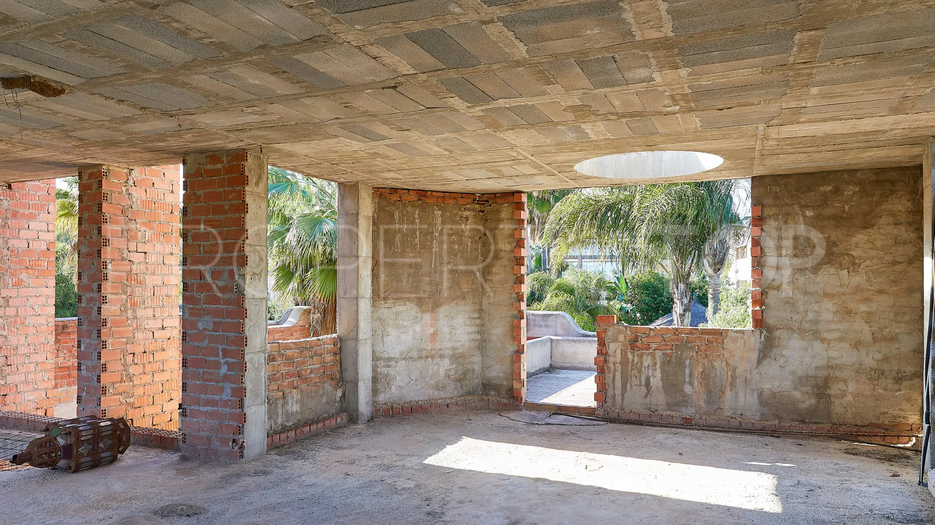 For sale villa in Atalaya de Rio Verde with 4 bedrooms