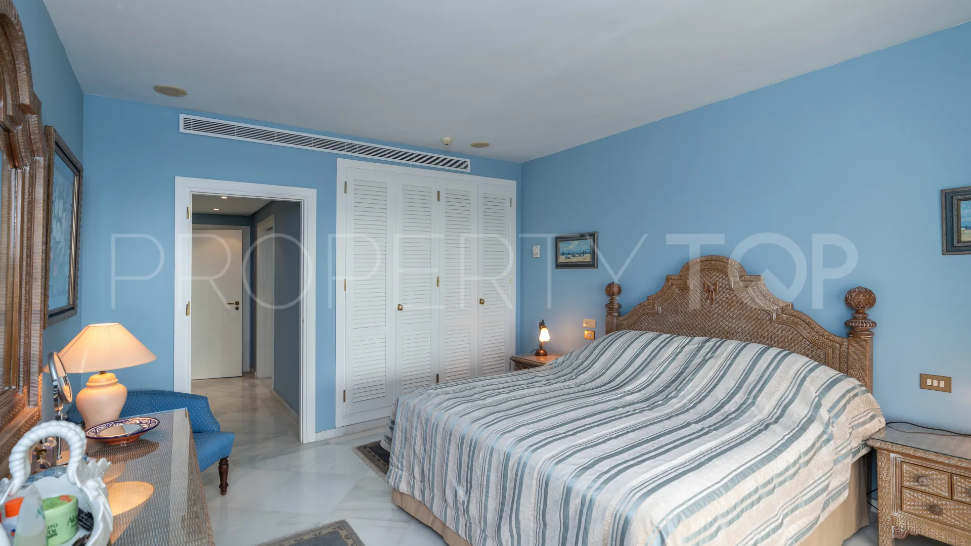 Apartment for sale in Los Granados