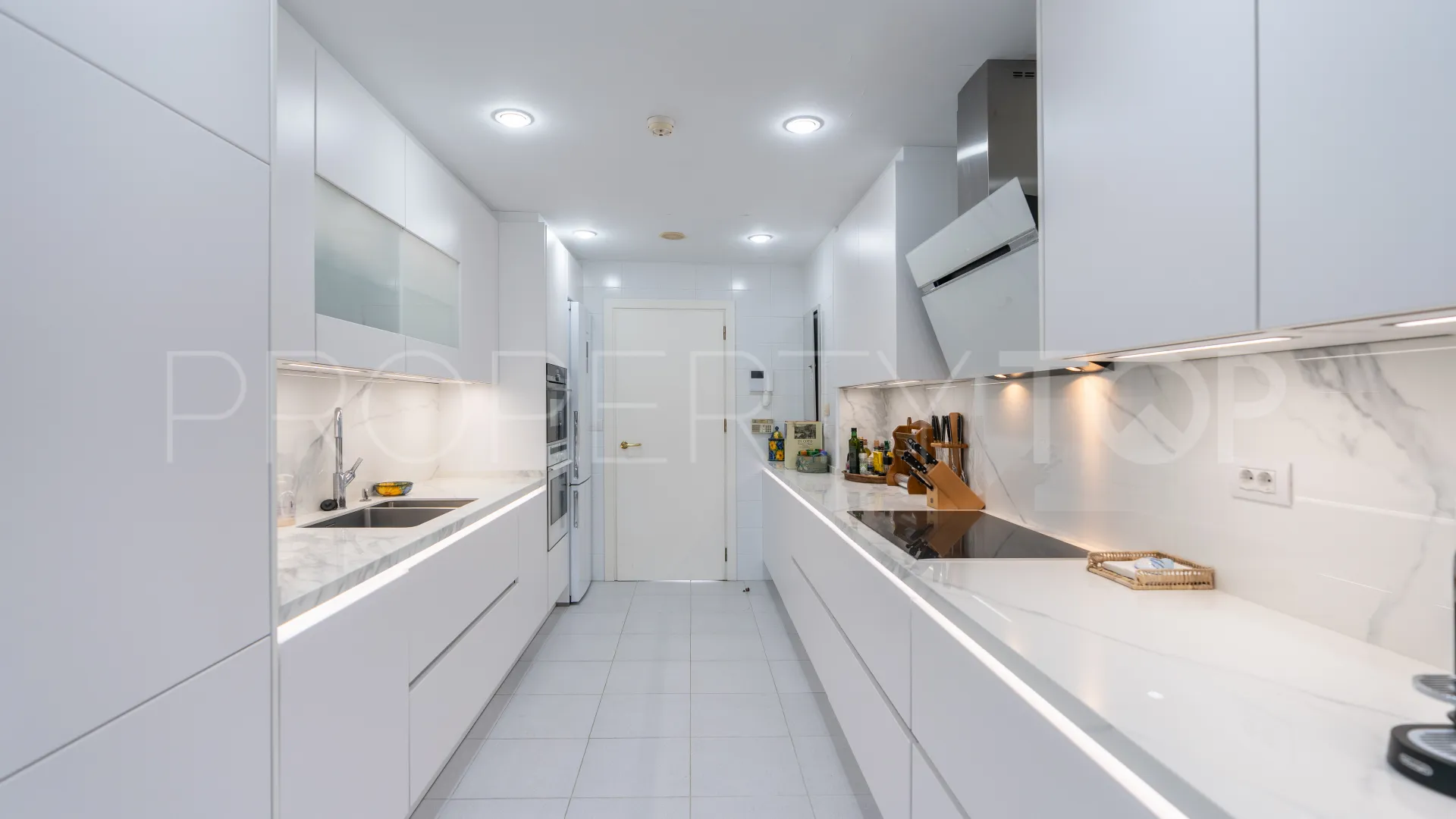 Apartment for sale in Los Granados