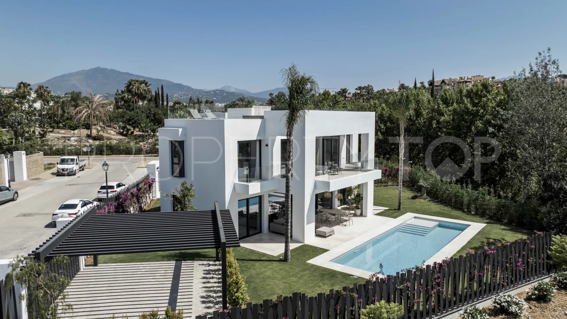 For sale villa in El Campanario