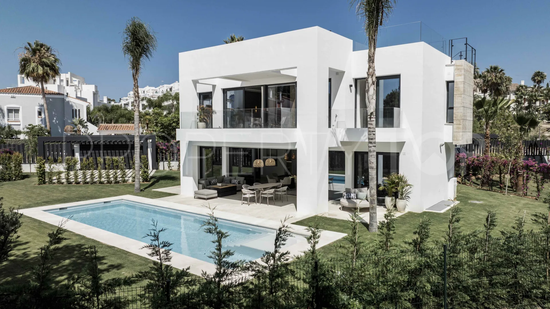 For sale villa in El Campanario
