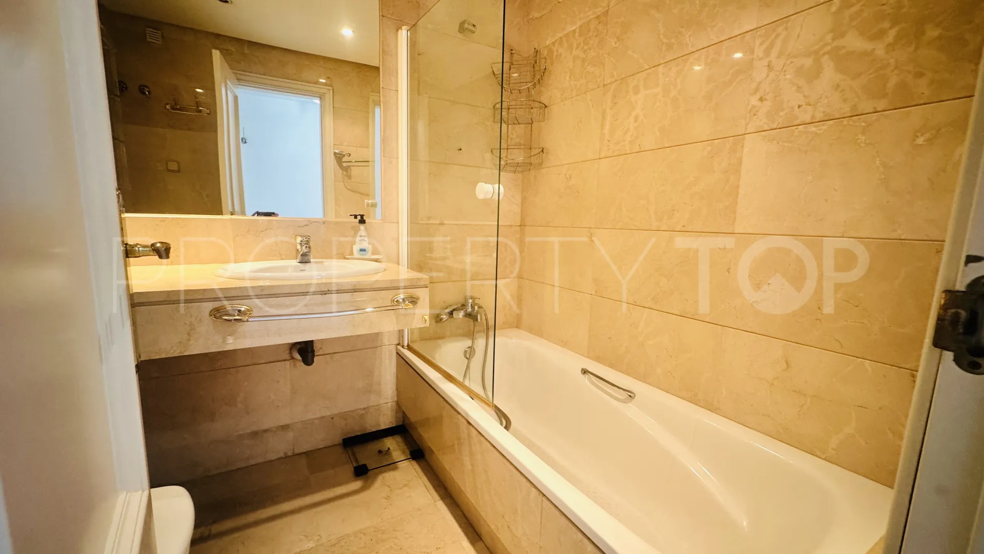 Comprar apartamento en Marina Banus