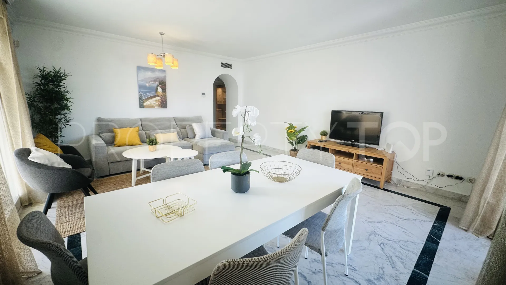 Comprar apartamento en Marina Banus