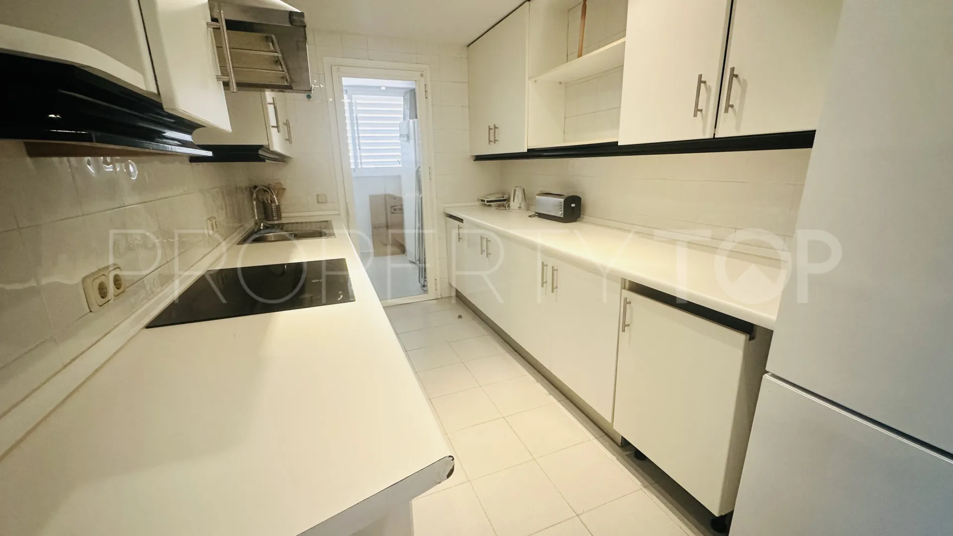 Comprar apartamento en Marina Banus
