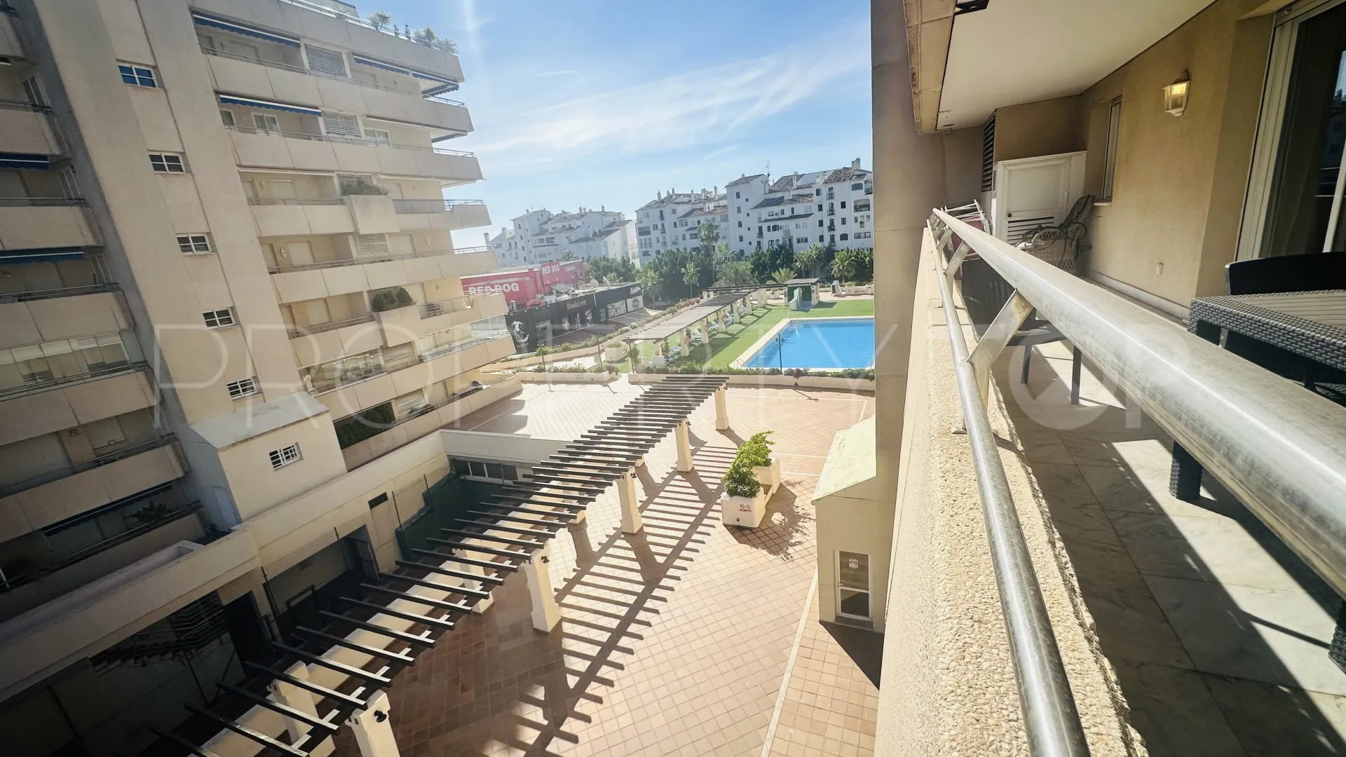 Comprar apartamento en Marina Banus