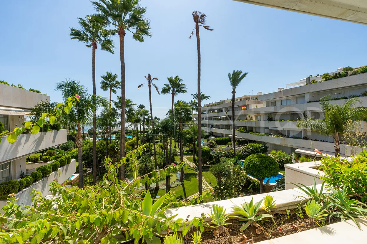 Buy apartment in Los Granados with 3 bedrooms