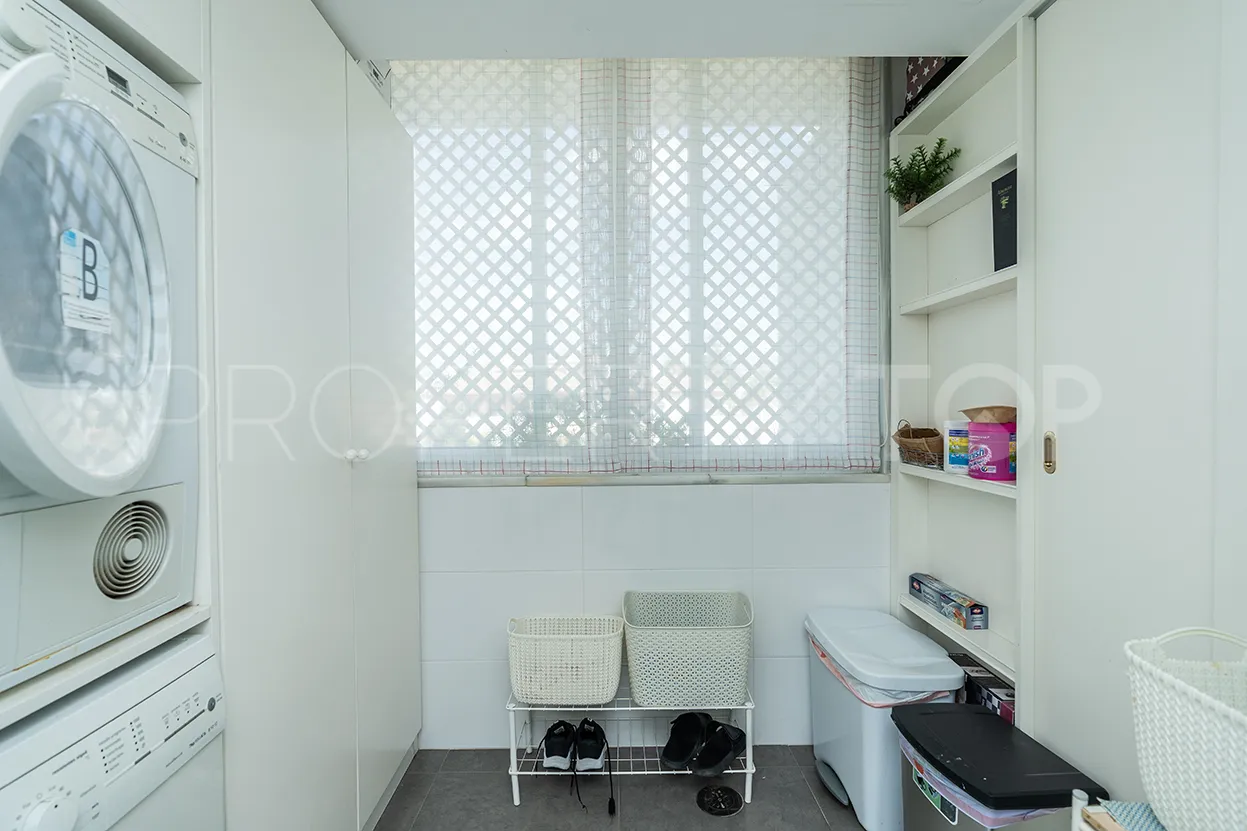 Buy apartment in Los Granados with 3 bedrooms