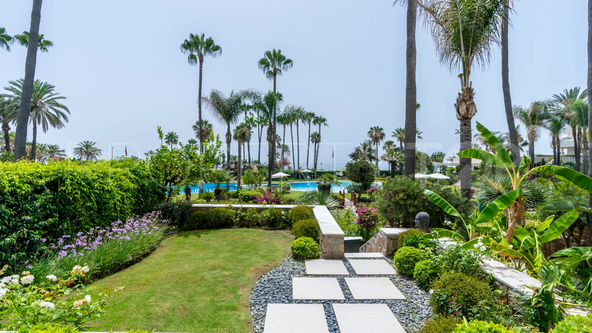 Los Granados 3 bedrooms ground floor apartment for sale