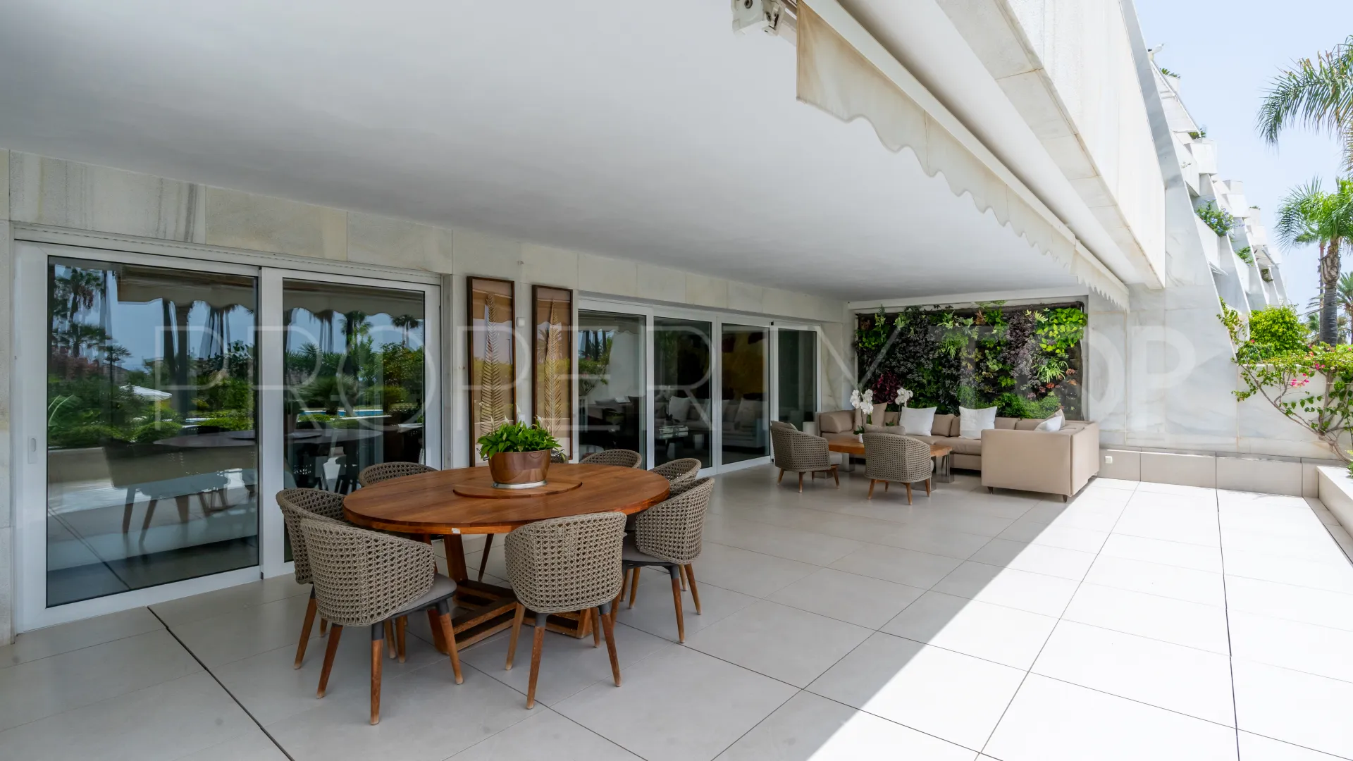 Los Granados 3 bedrooms ground floor apartment for sale