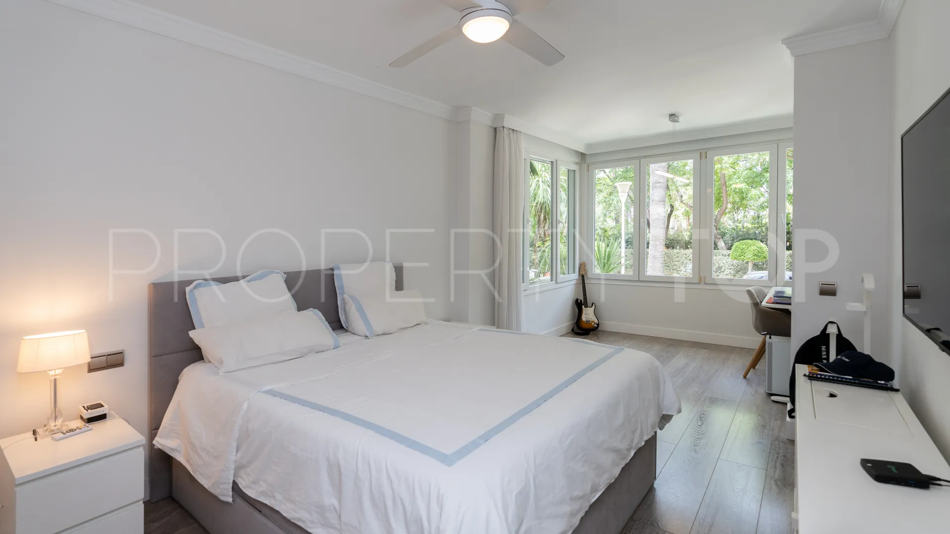 Los Granados 3 bedrooms ground floor apartment for sale