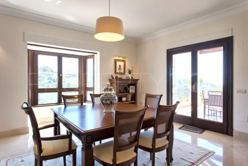 Villa en venta de 5 dormitorios en Marbella Club Golf Resort