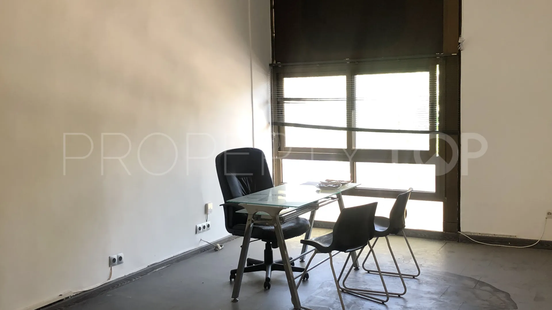 Local comercial en venta en Marbella - Puerto Banus