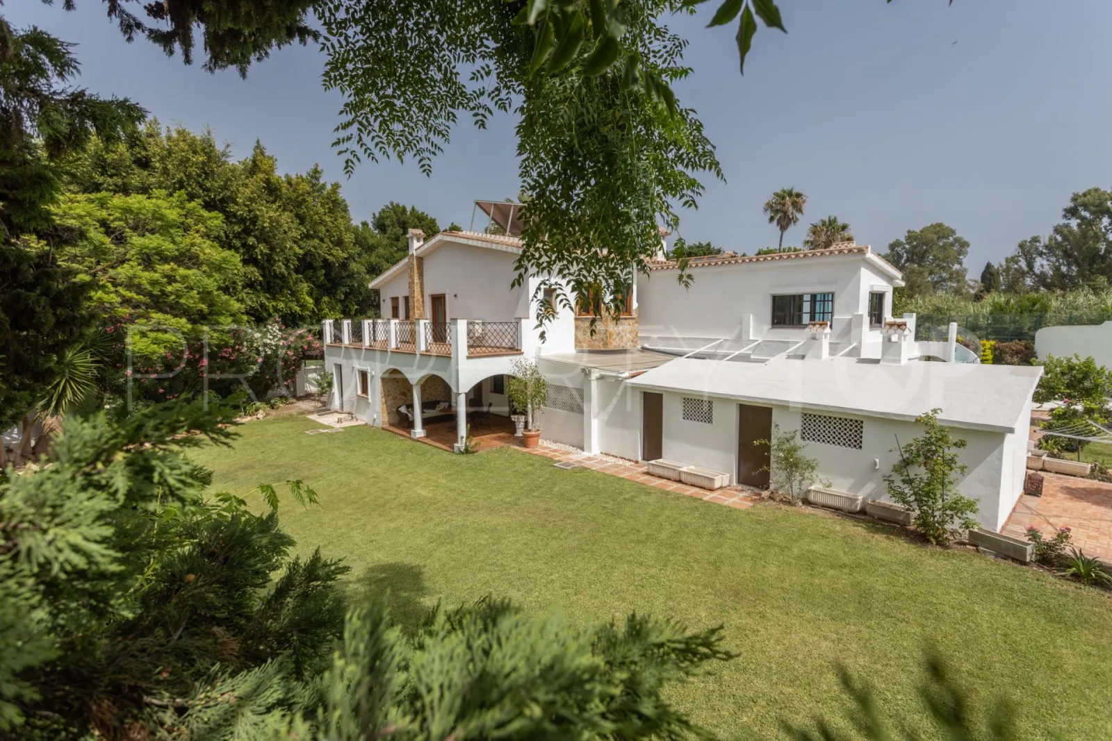 Villa with 4 bedrooms for sale in Guadalmina Baja