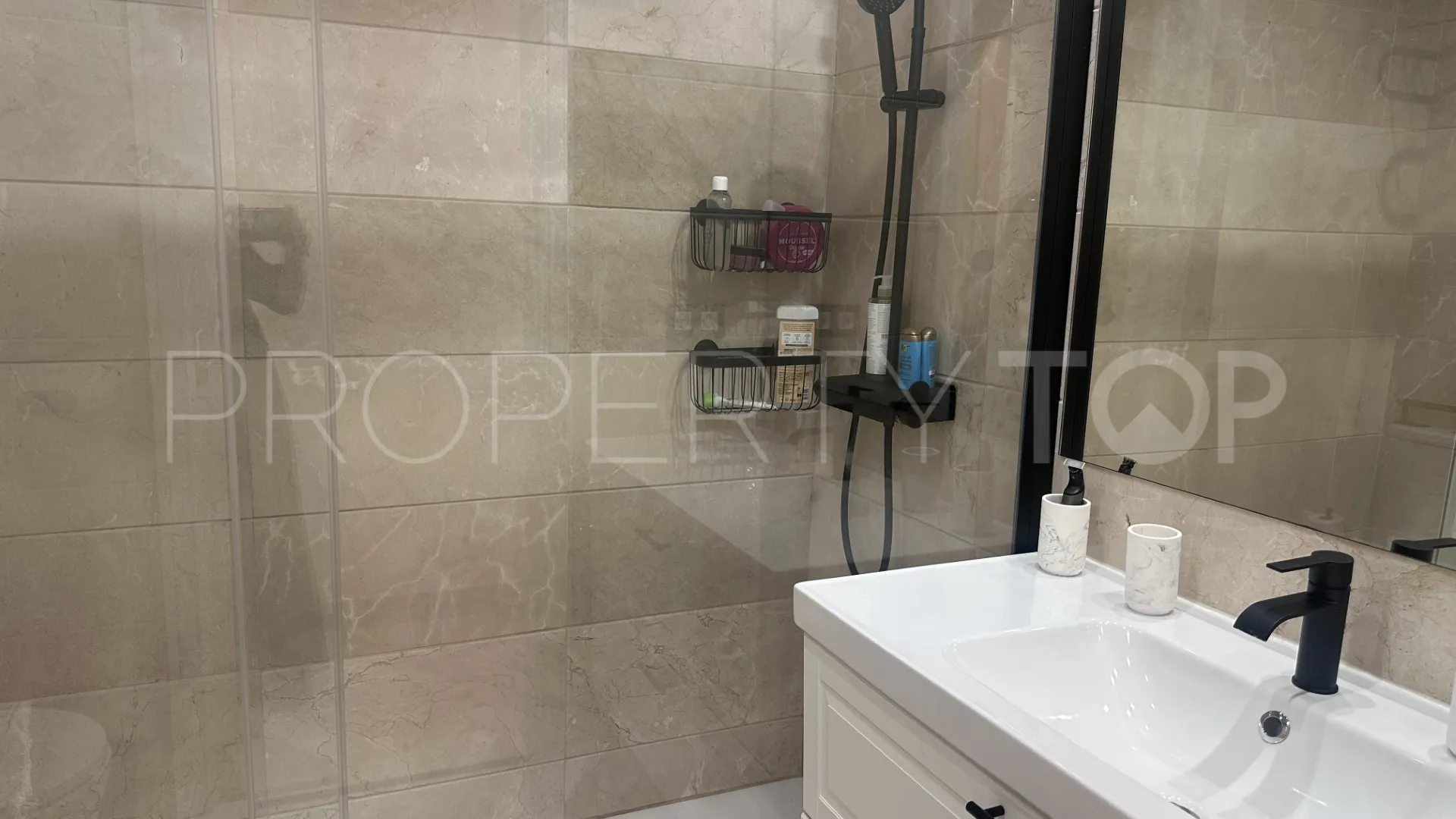 Apartment in Marina Banus for sale