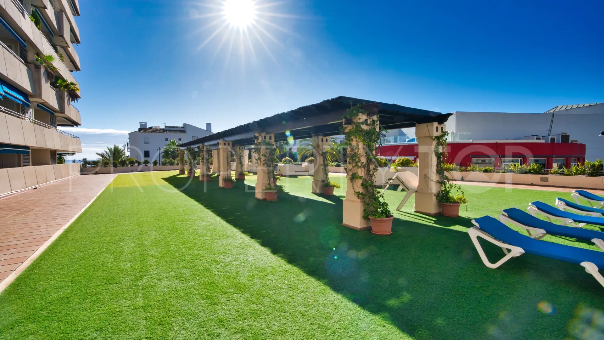 Apartment in Marina Banus for sale