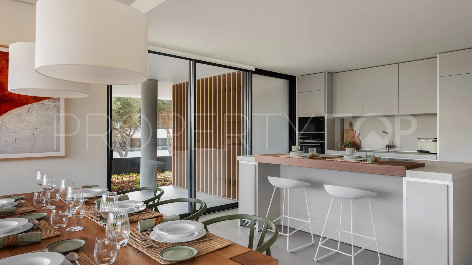 Ground floor apartment for sale in La Reserva with 3 bedrooms