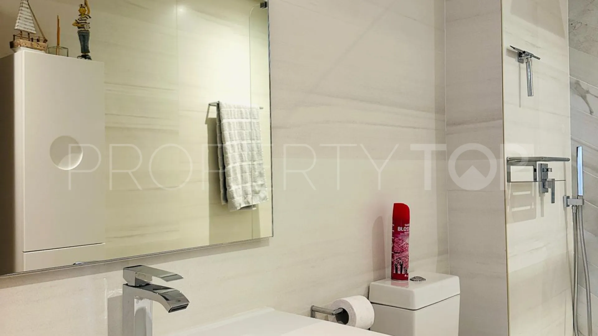 Apartamento planta baja a la venta en Emerald Greens