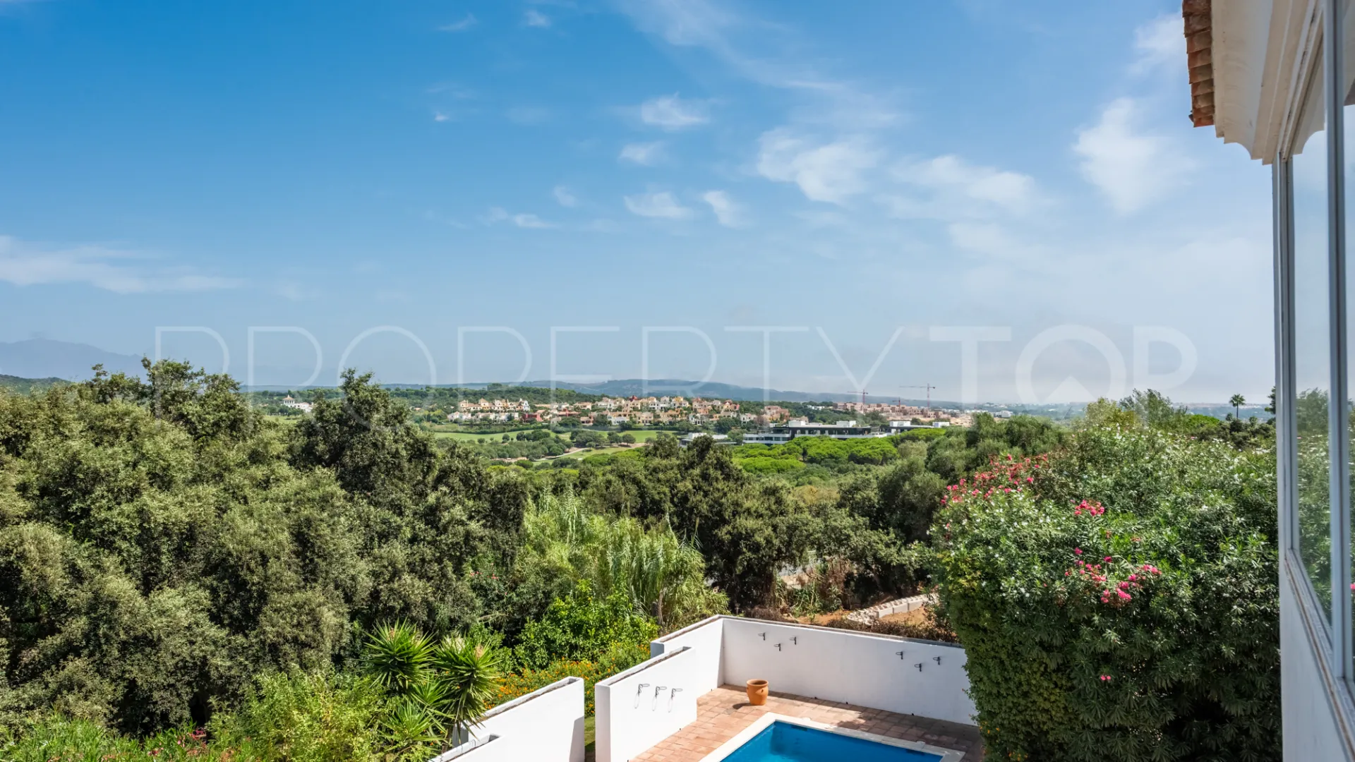 Villa en venta en Valderrama Golf