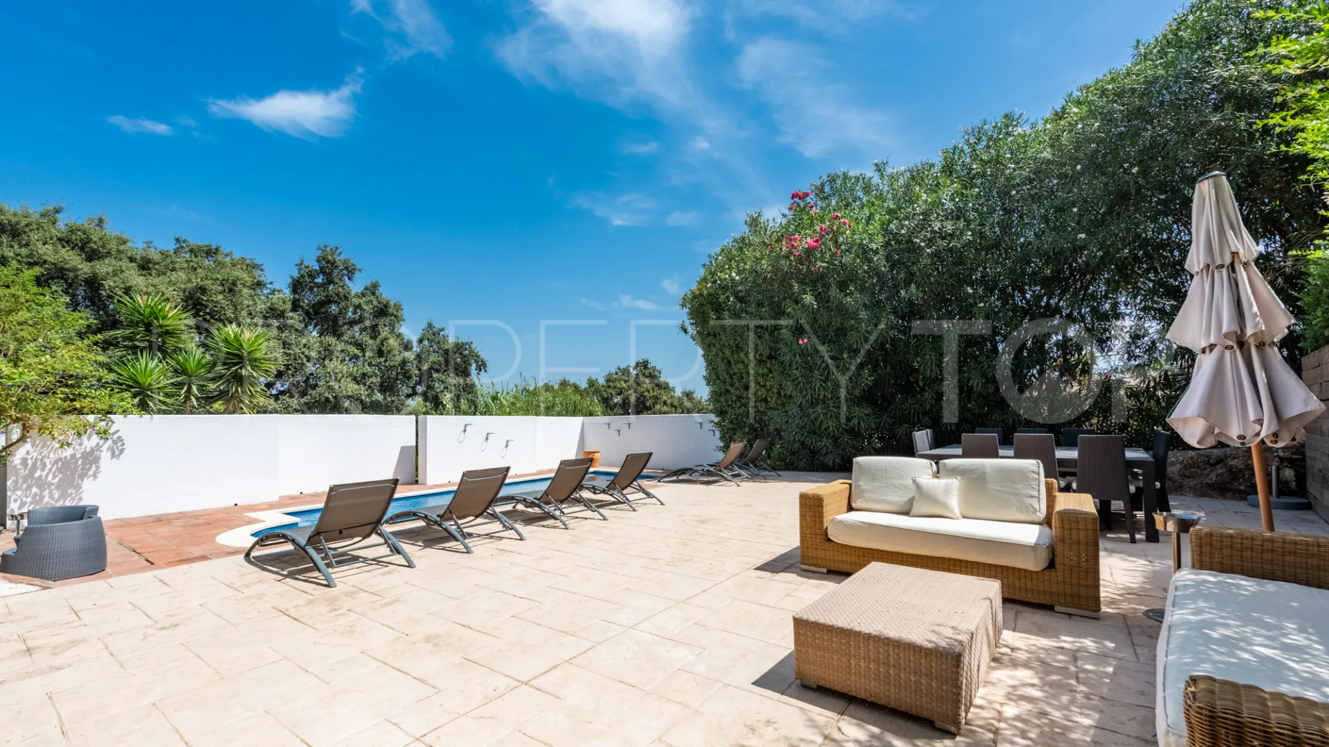 Villa en venta en Valderrama Golf