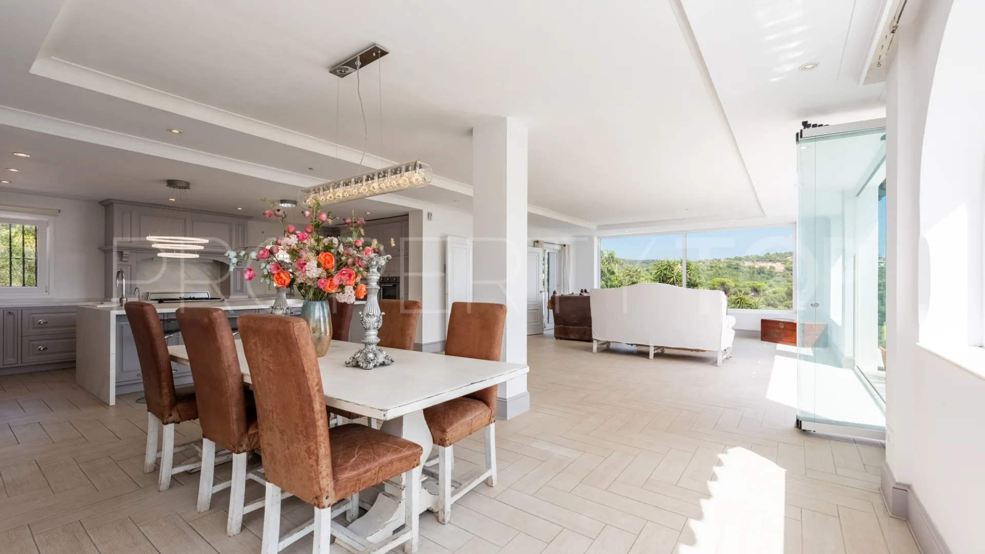 Villa en venta en Valderrama Golf