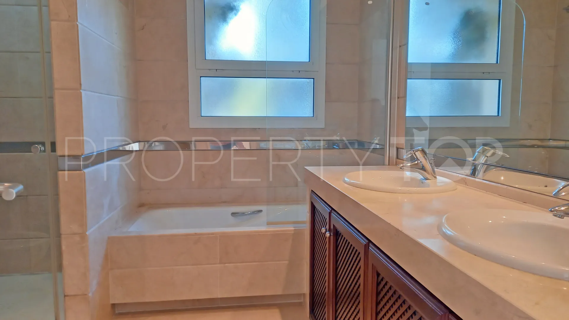 Apartamento a la venta en San Roque Club