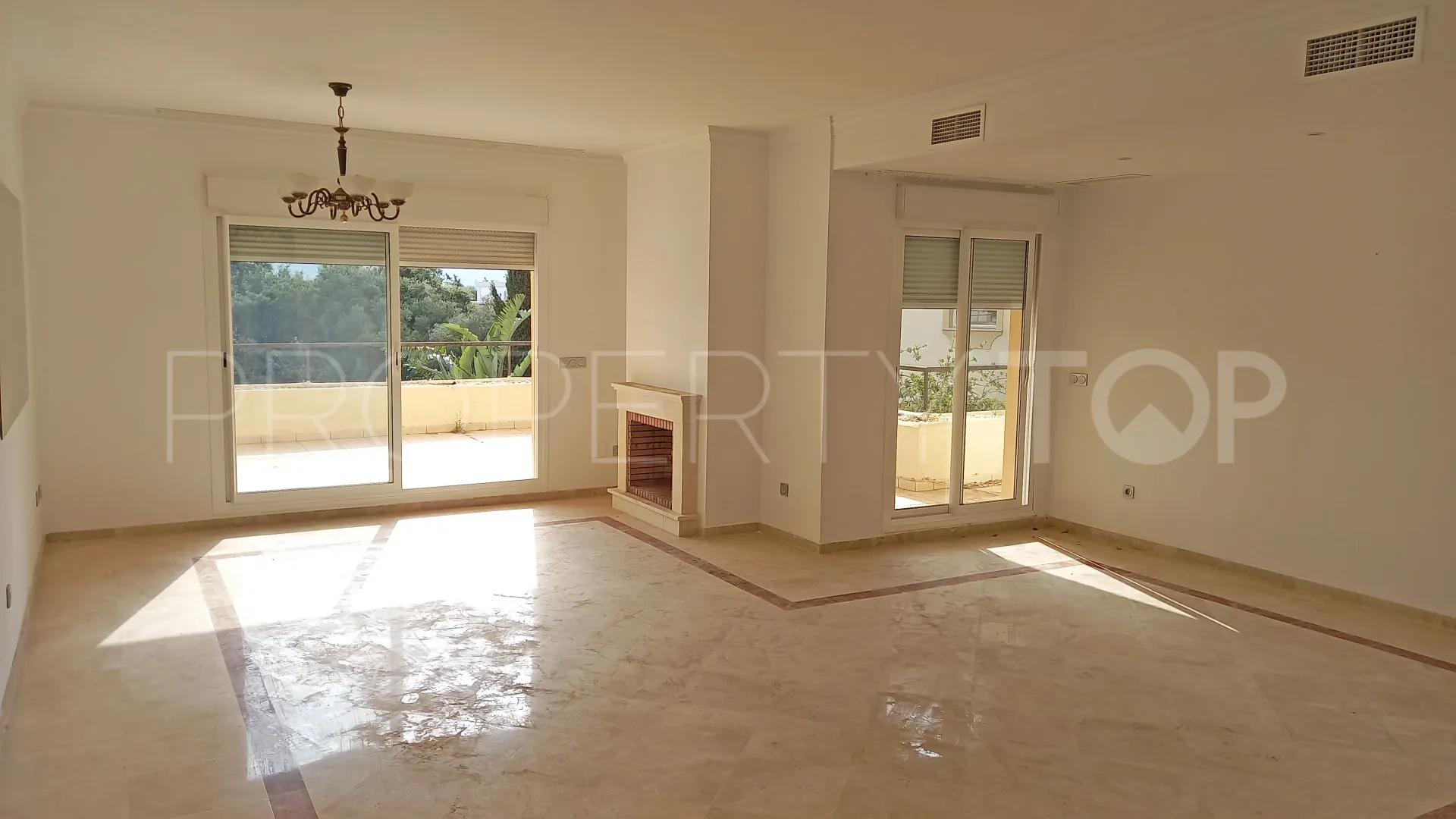 Apartamento a la venta en San Roque Club
