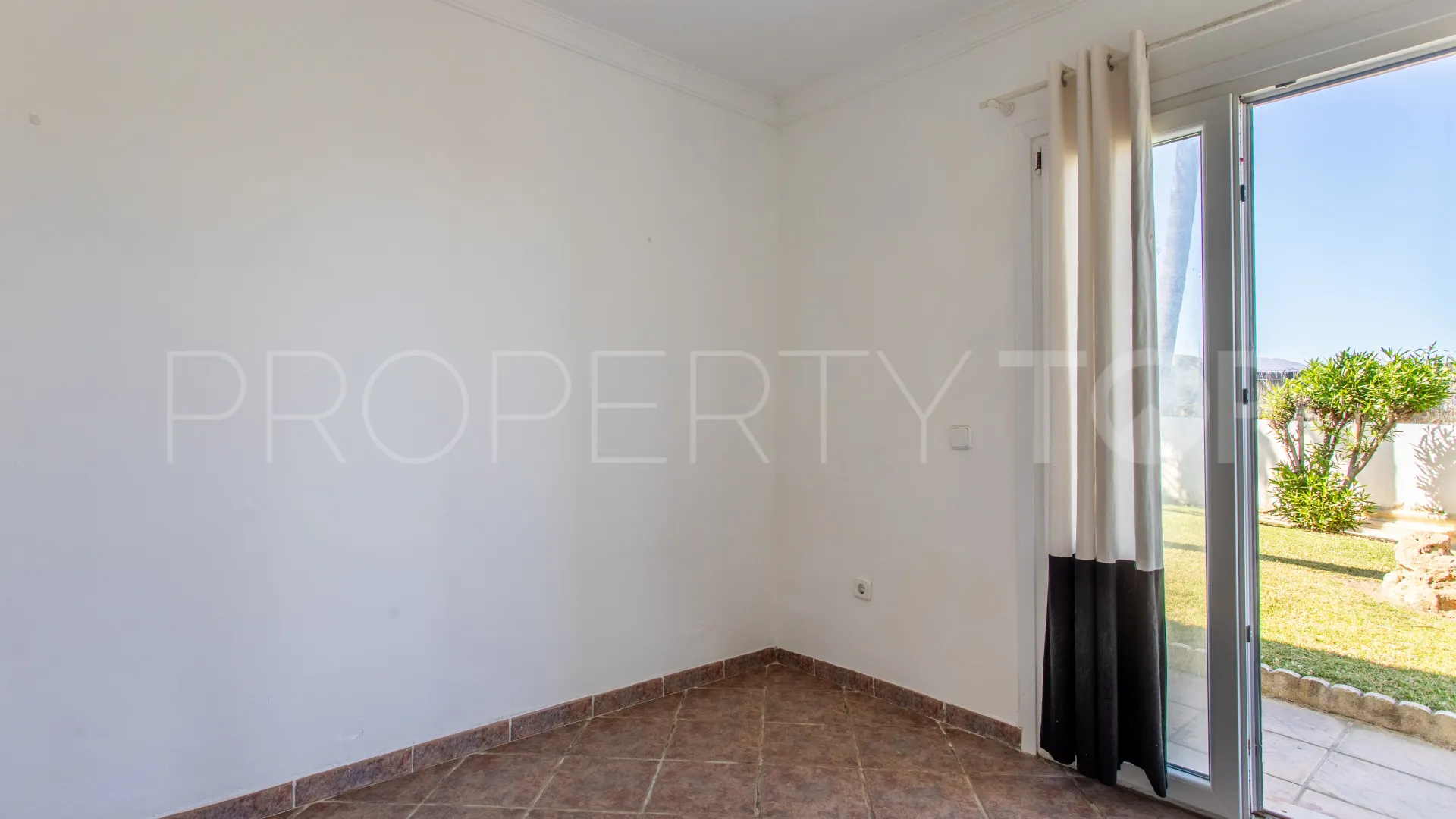 Chullera villa for sale