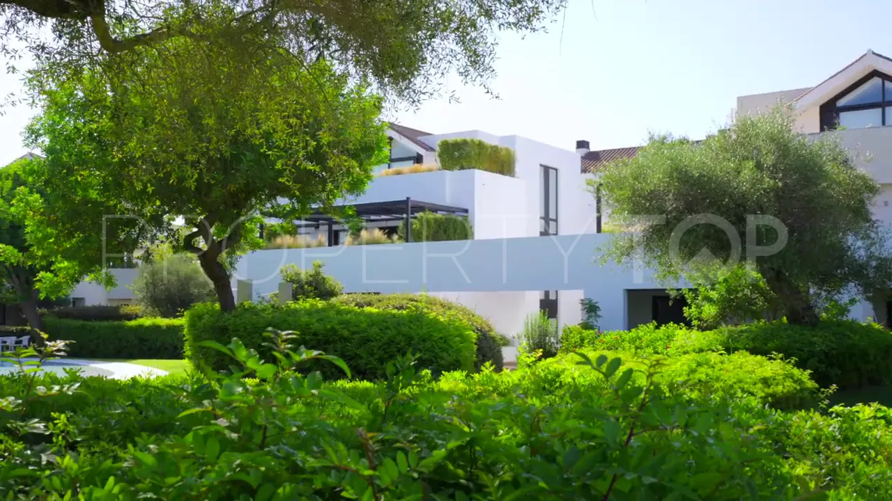 Hacienda de Valderrama triplex for sale
