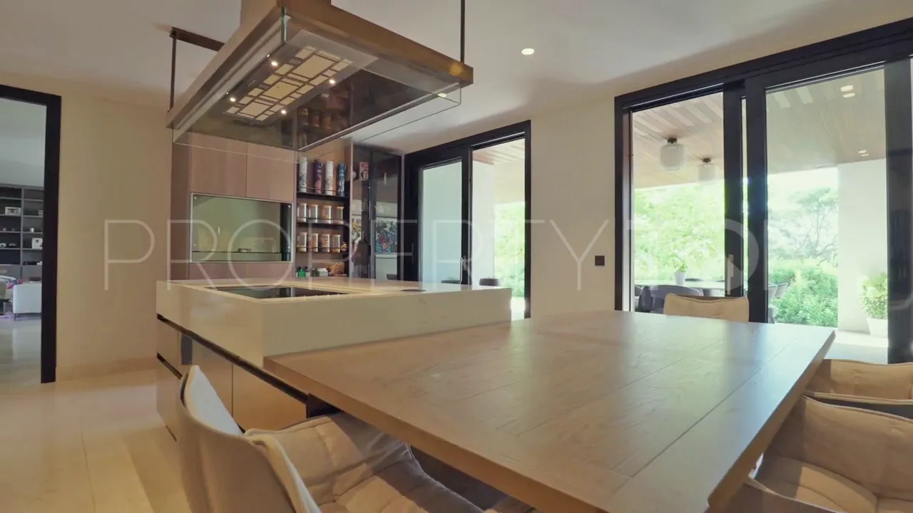 Hacienda de Valderrama triplex for sale
