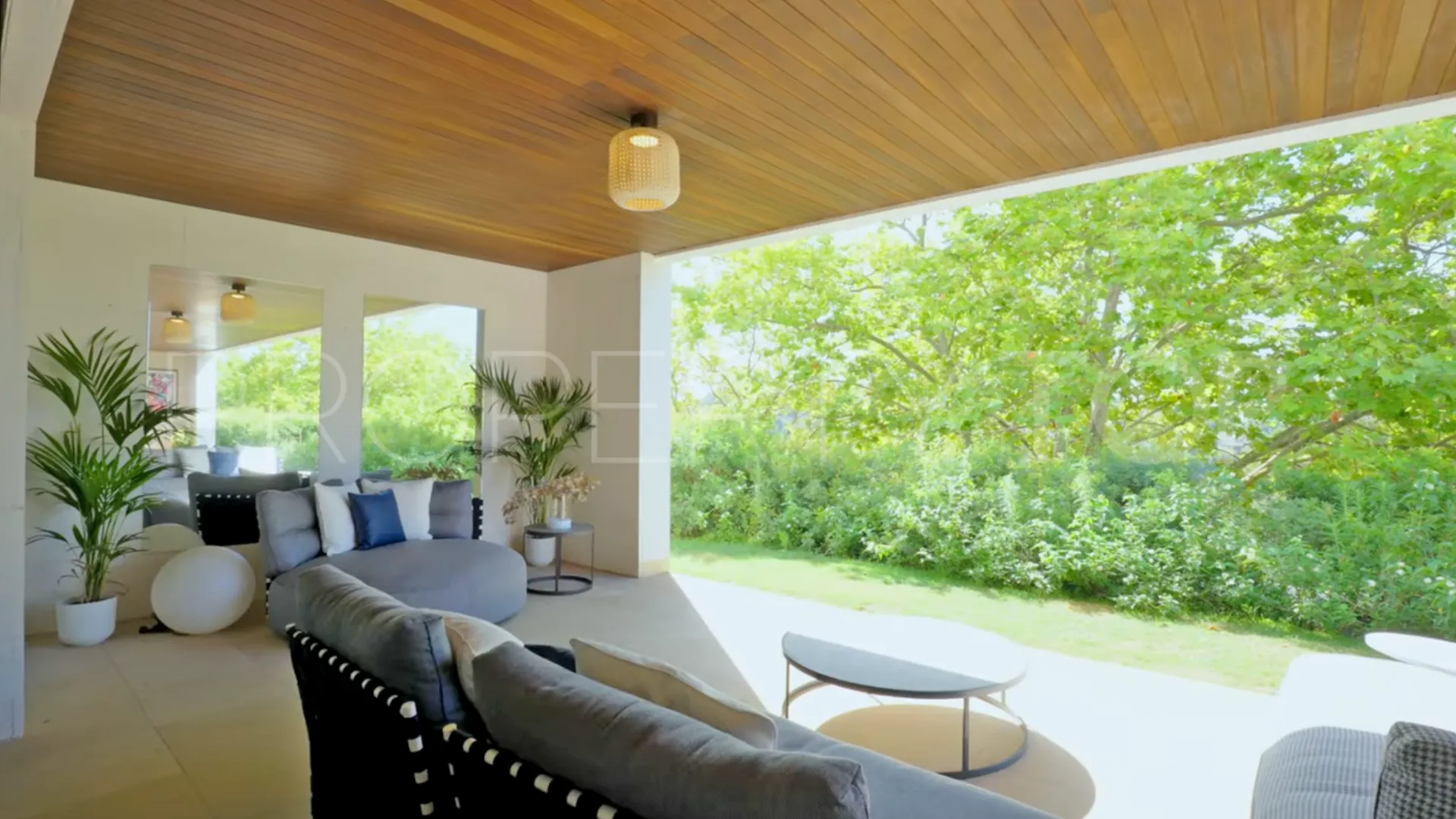 Hacienda de Valderrama triplex for sale