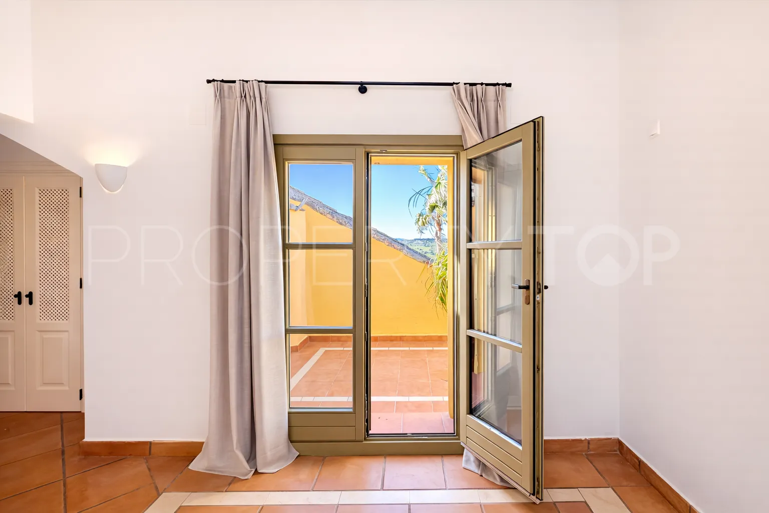For sale town house in Los Carmenes de Almenara with 3 bedrooms