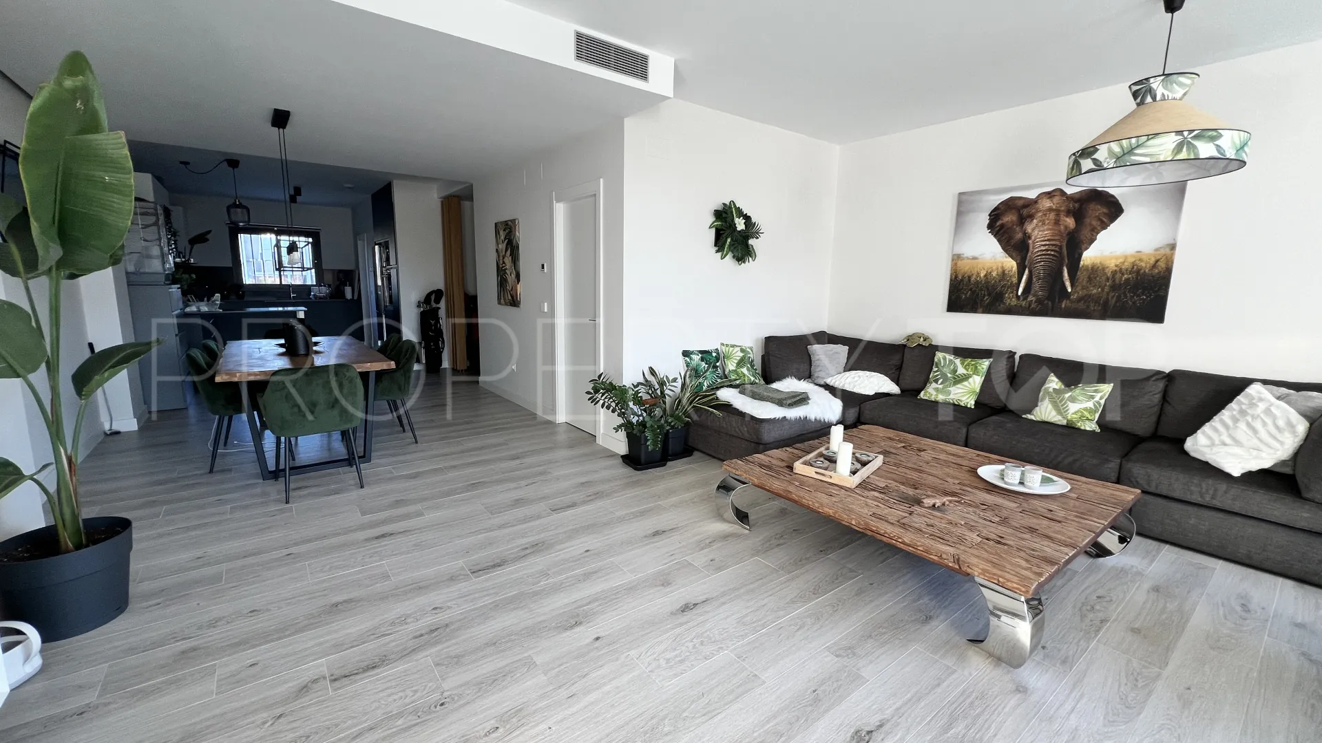 Town house for sale in San Roque Club