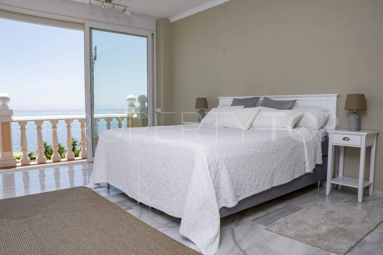 Villa de 3 dormitorios en venta en Chullera