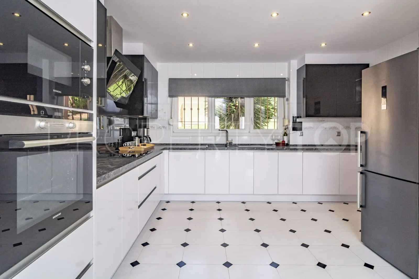 Villa de 3 dormitorios en venta en Chullera