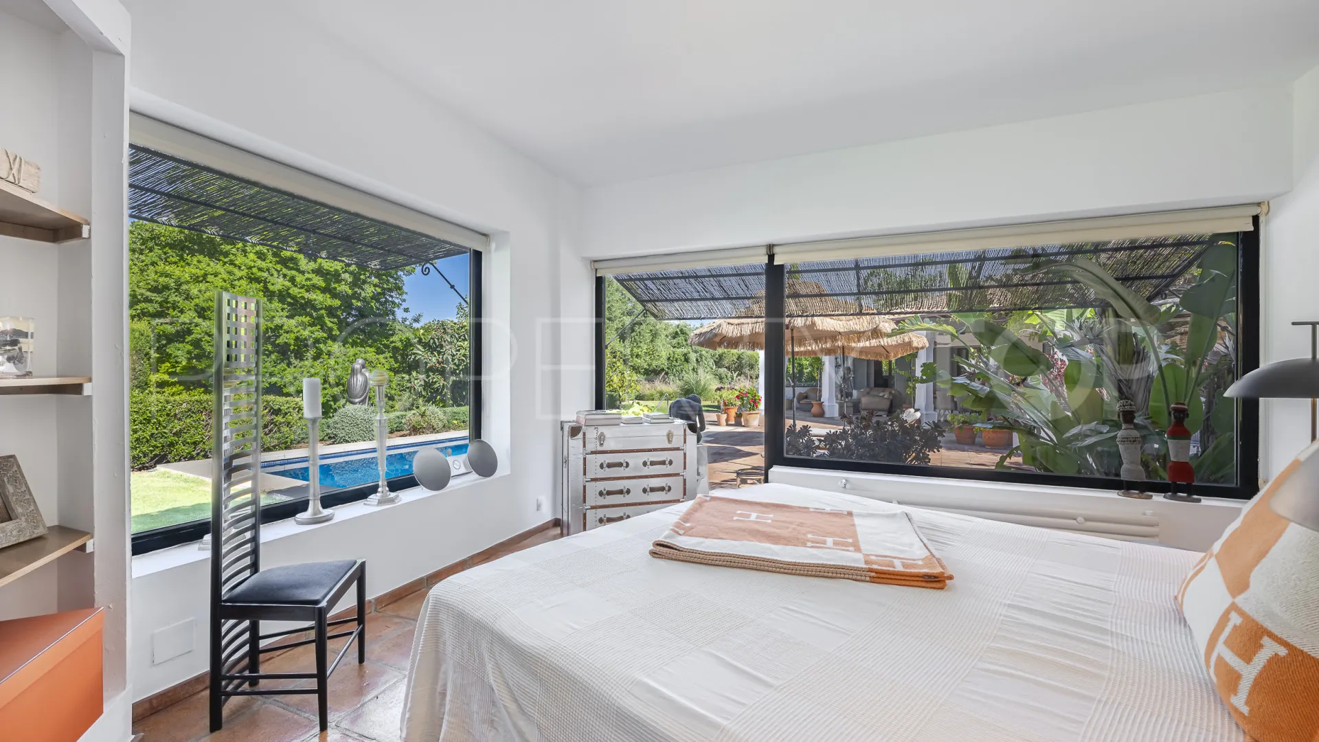 Villa a la venta con 6 dormitorios en Sotogrande Alto Central