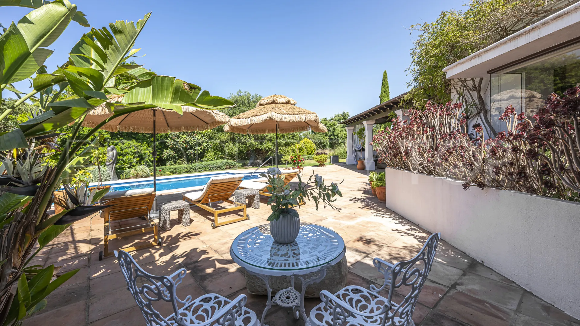 Villa a la venta con 6 dormitorios en Sotogrande Alto Central