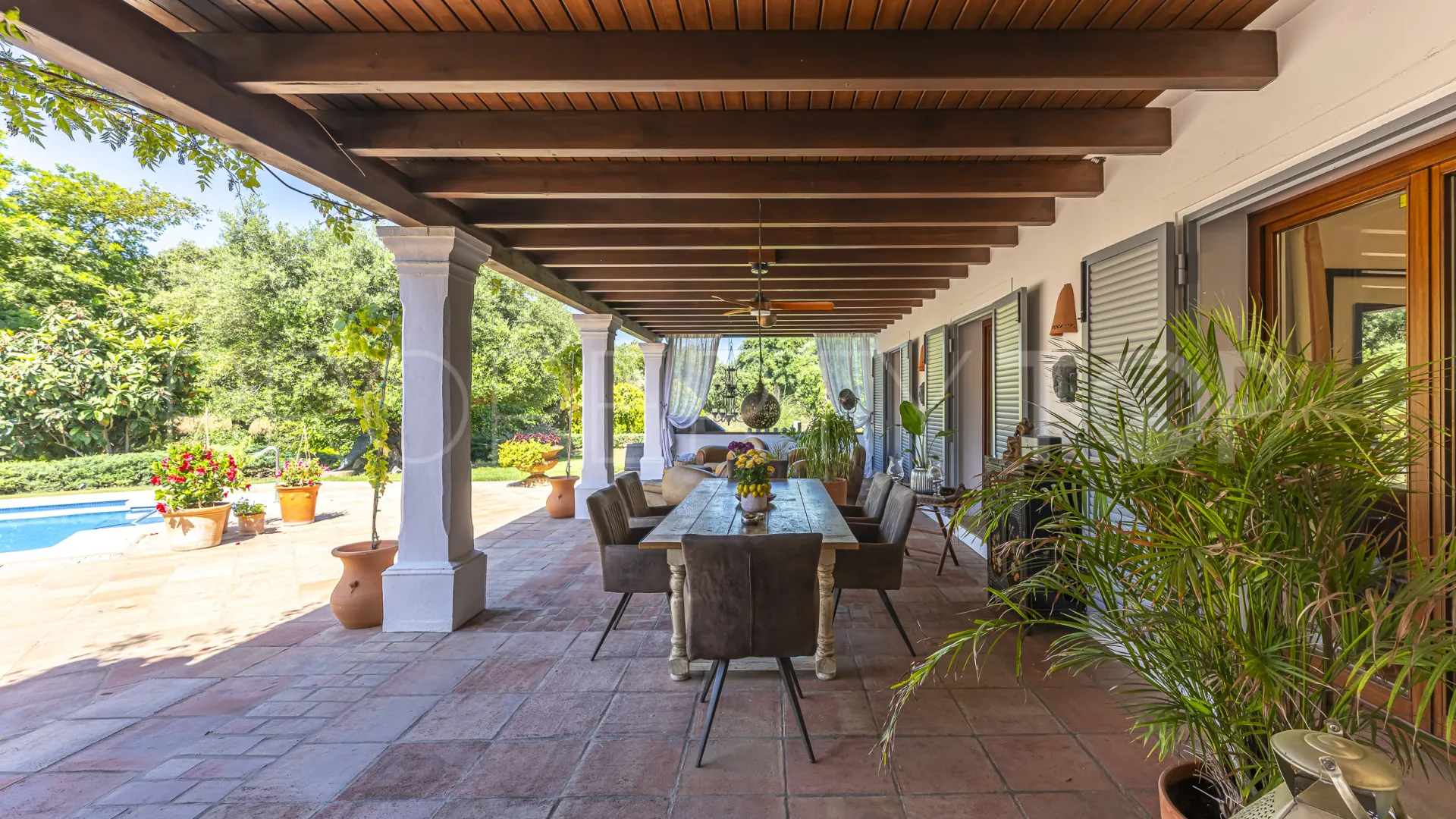 Villa a la venta con 6 dormitorios en Sotogrande Alto Central