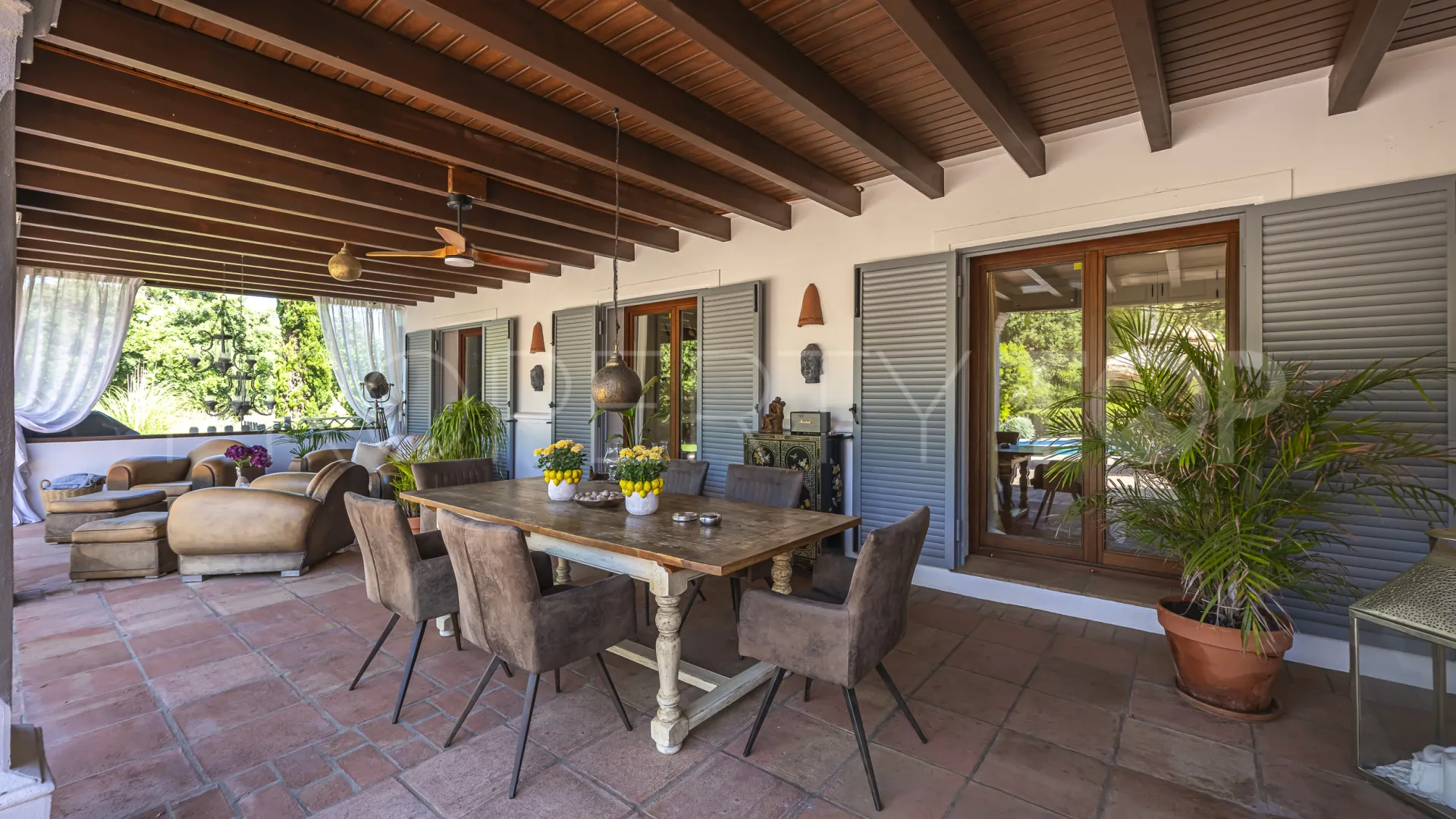 Villa a la venta con 6 dormitorios en Sotogrande Alto Central