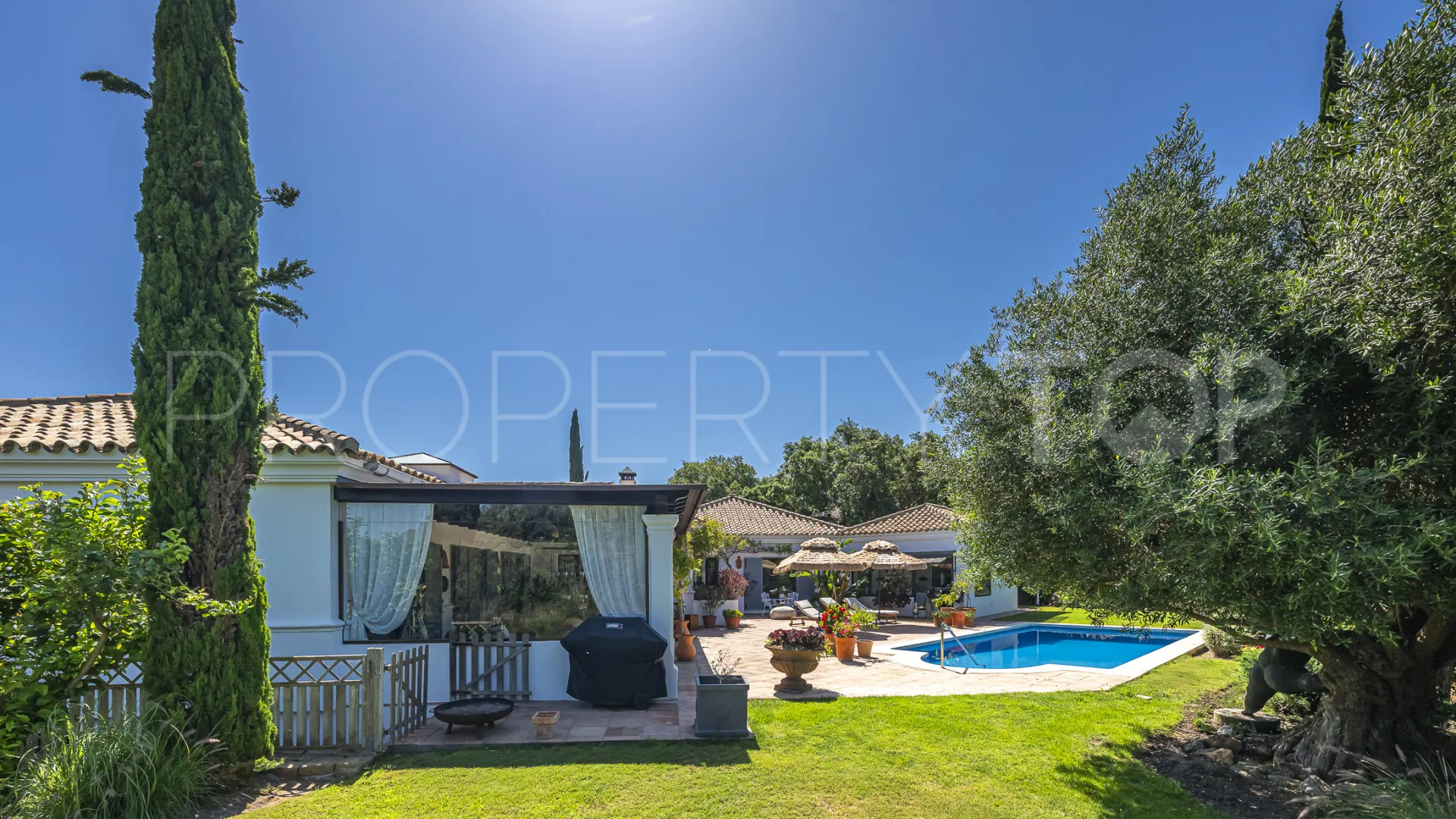 Villa a la venta con 6 dormitorios en Sotogrande Alto Central