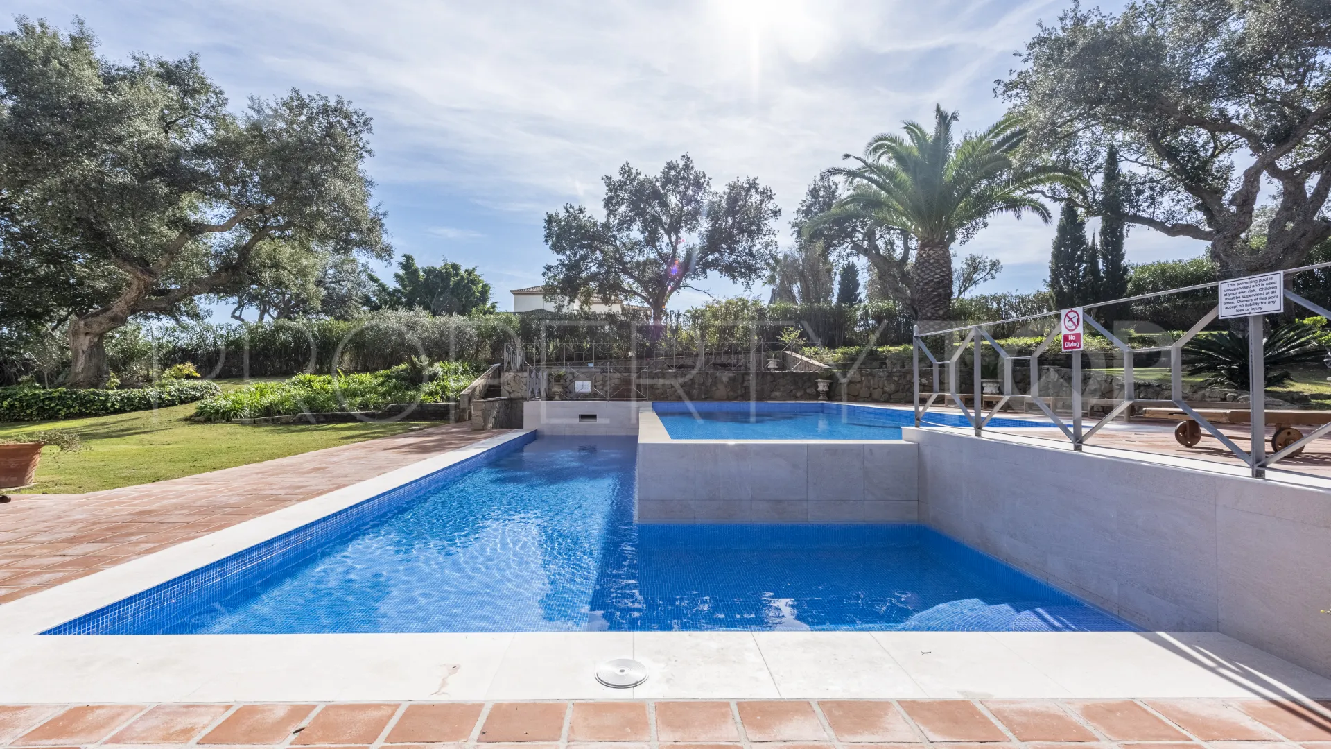 For sale villa with 7 bedrooms in San Roque Club