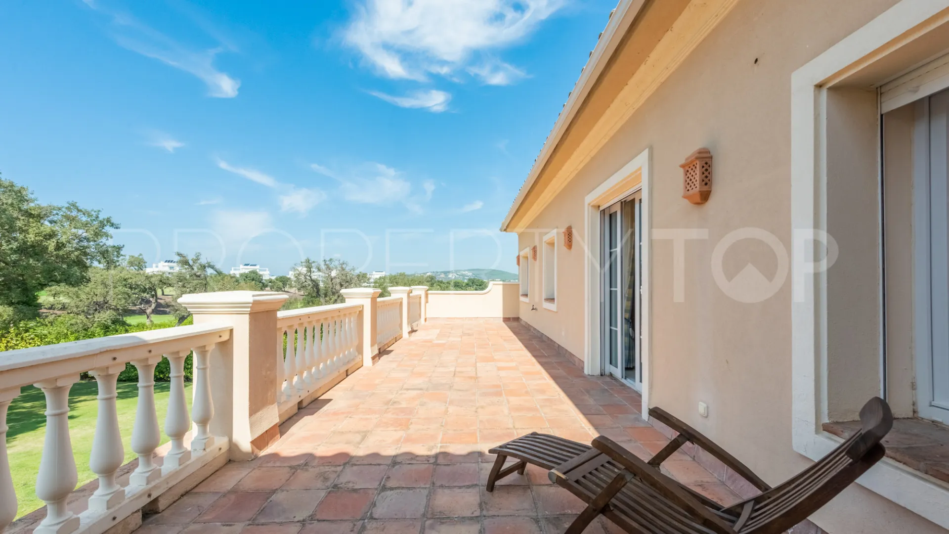 For sale villa with 7 bedrooms in San Roque Club