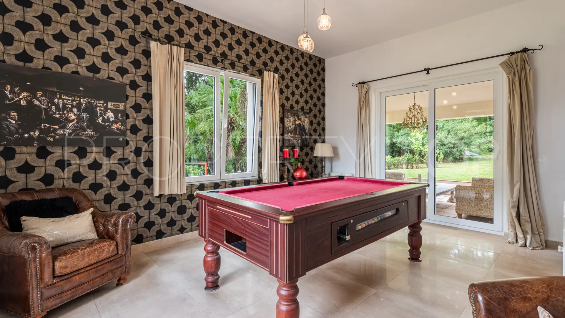 Comprar villa de 5 dormitorios en Sotogrande Costa Central