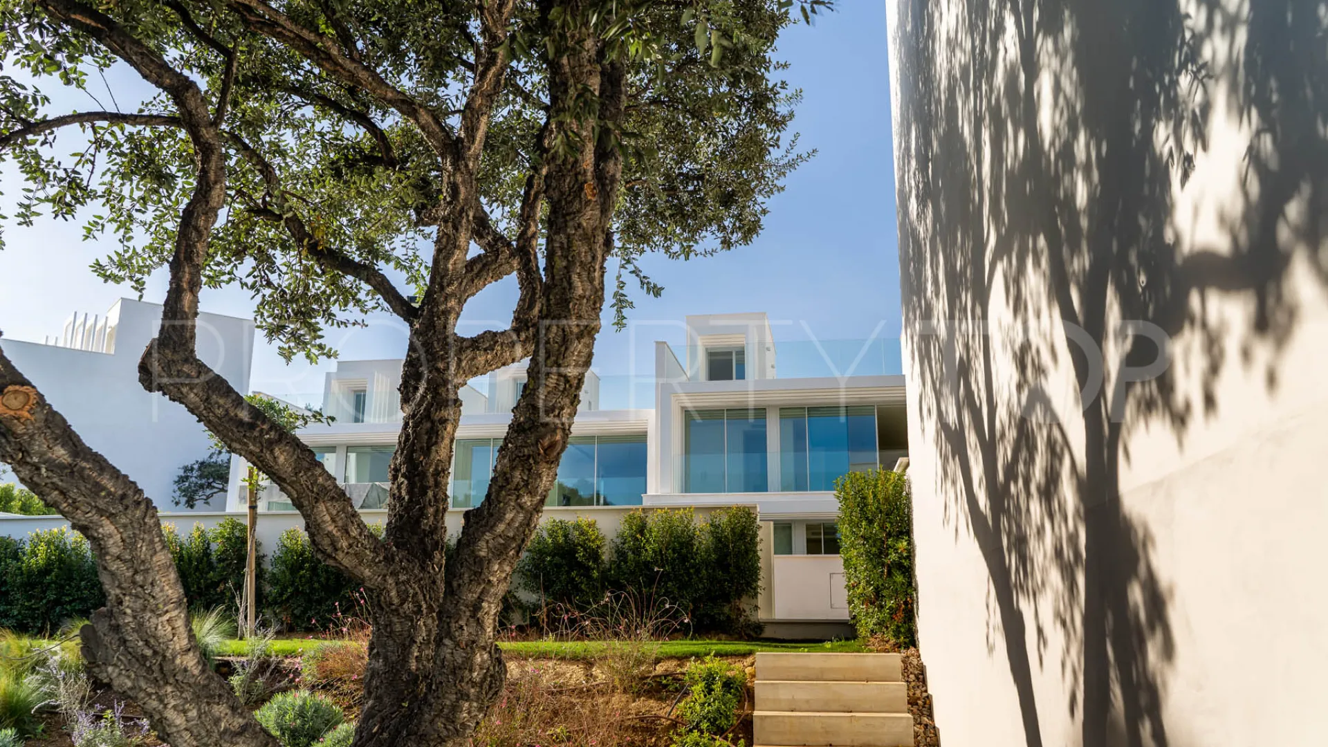 La Reserva 3 bedrooms town house for sale
