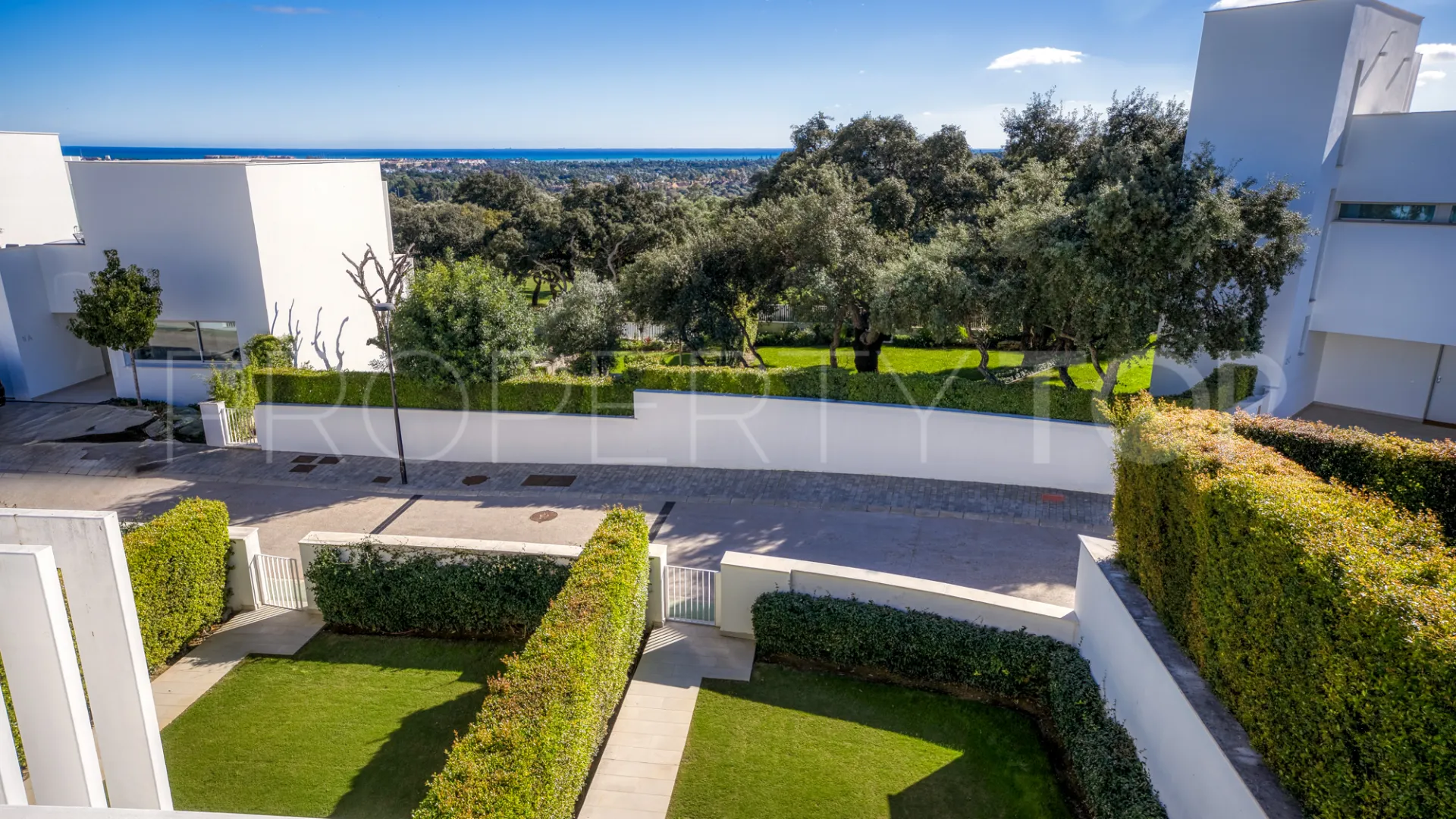 La Reserva 3 bedrooms town house for sale