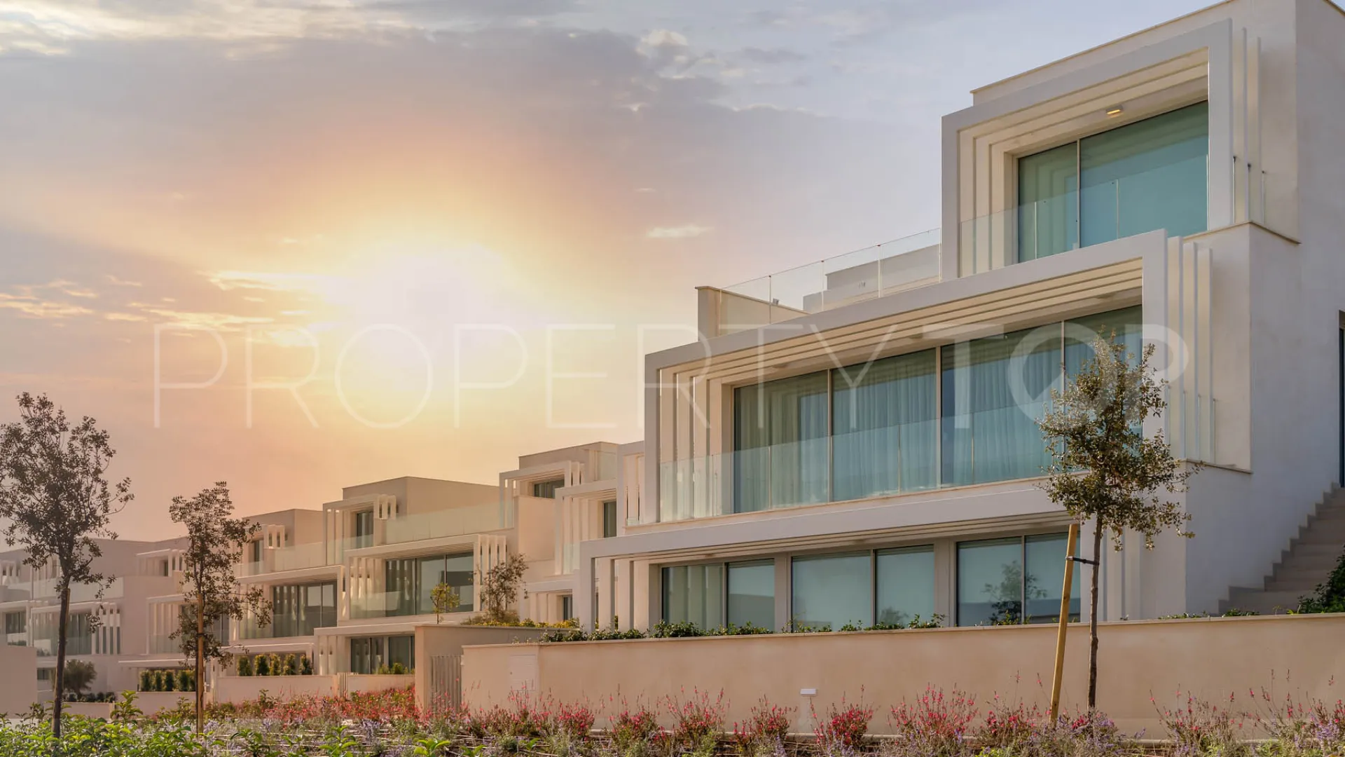 La Reserva 3 bedrooms town house for sale