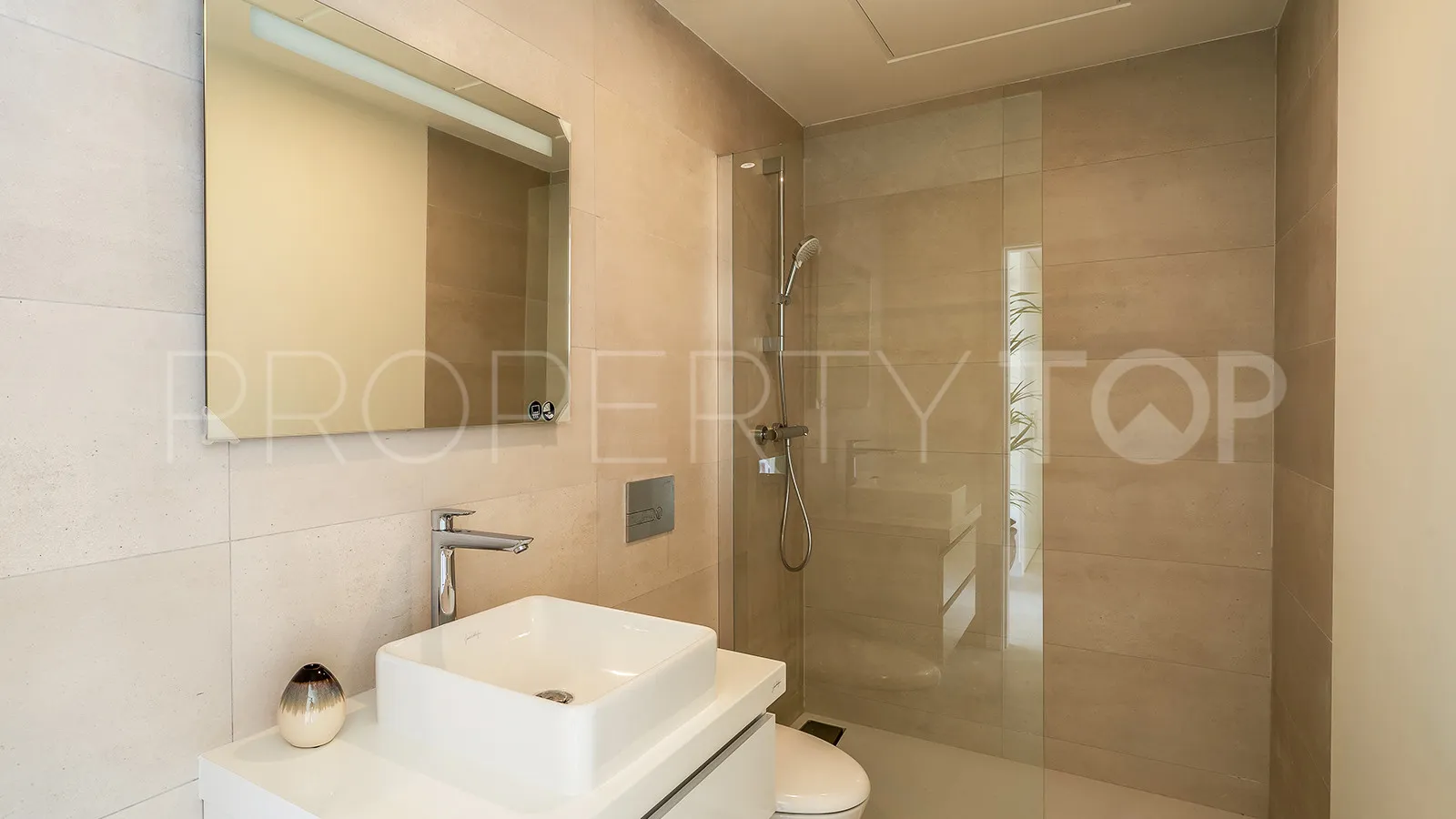 La Reserva 3 bedrooms town house for sale