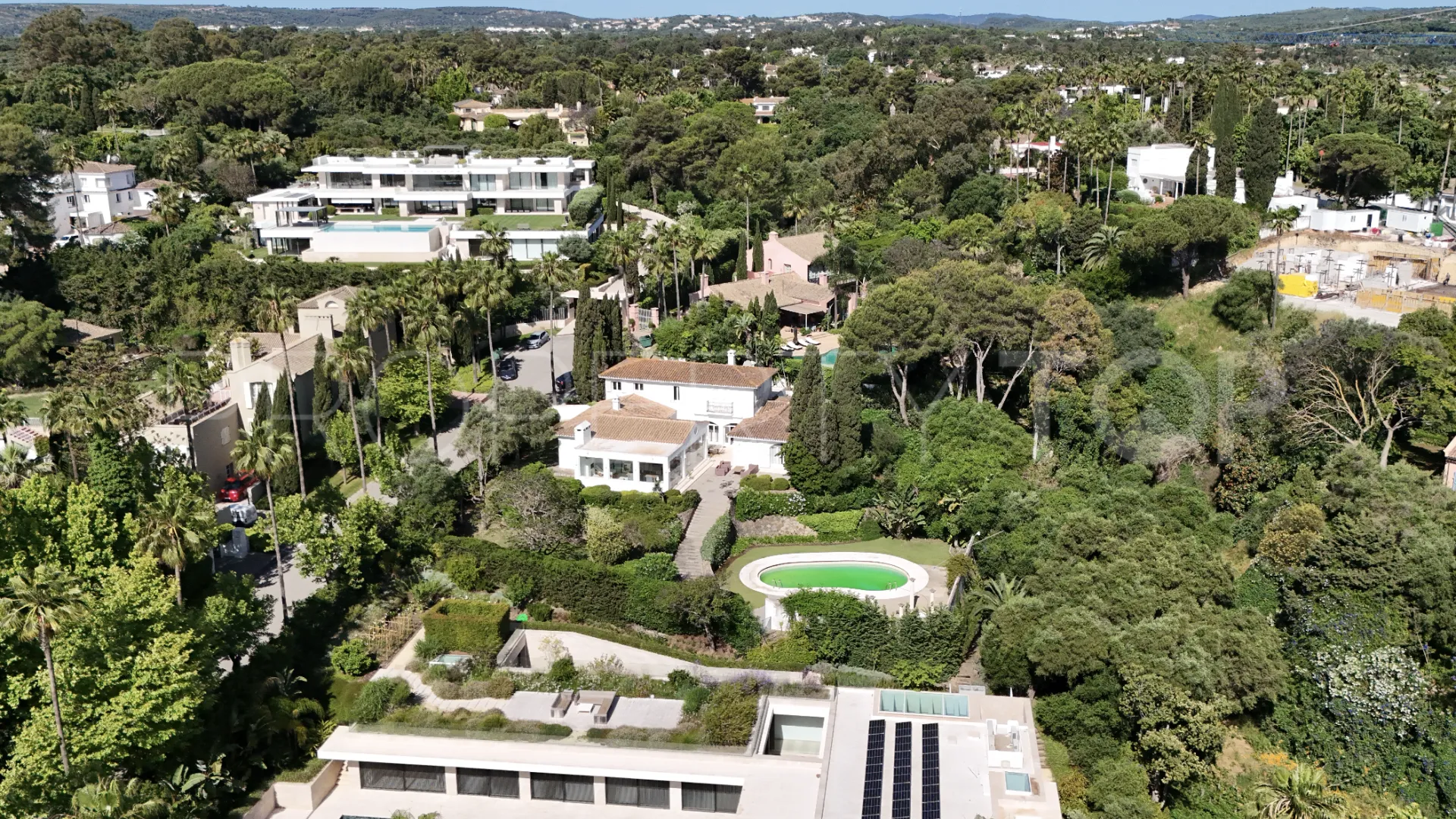 Villa for sale in Kings & Queens