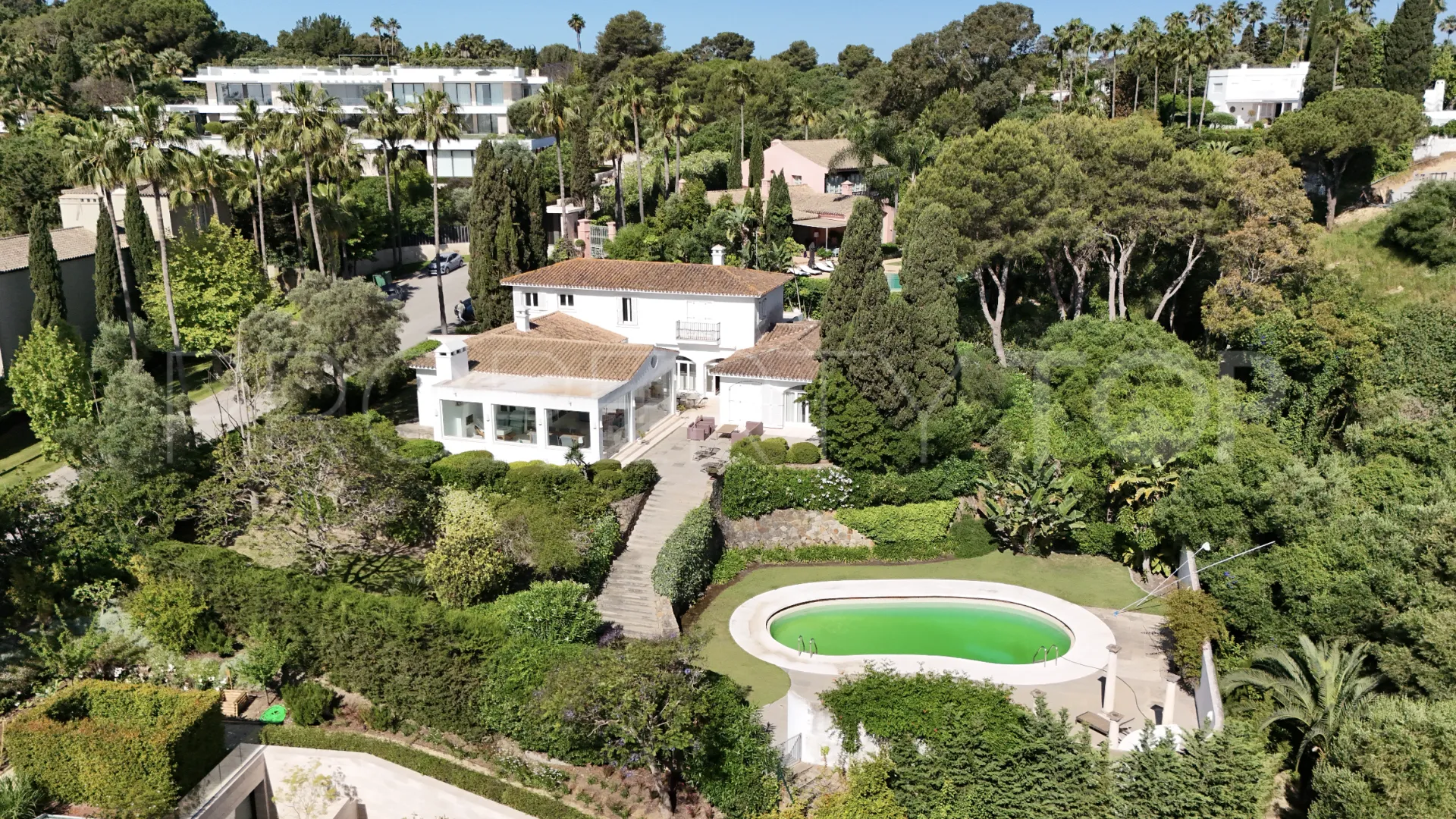 Villa for sale in Kings & Queens