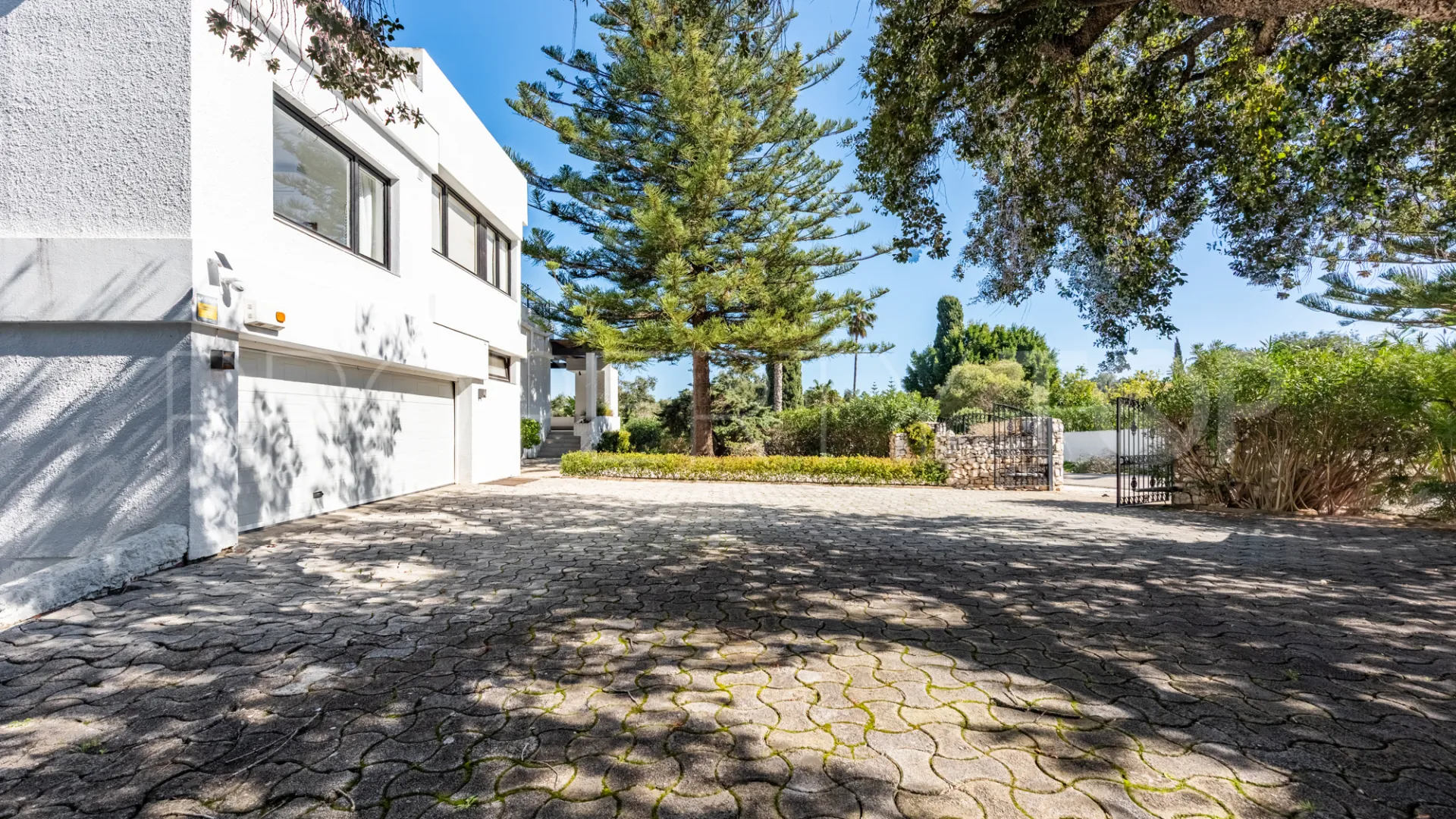 Villa in Sotogrande Costa for sale